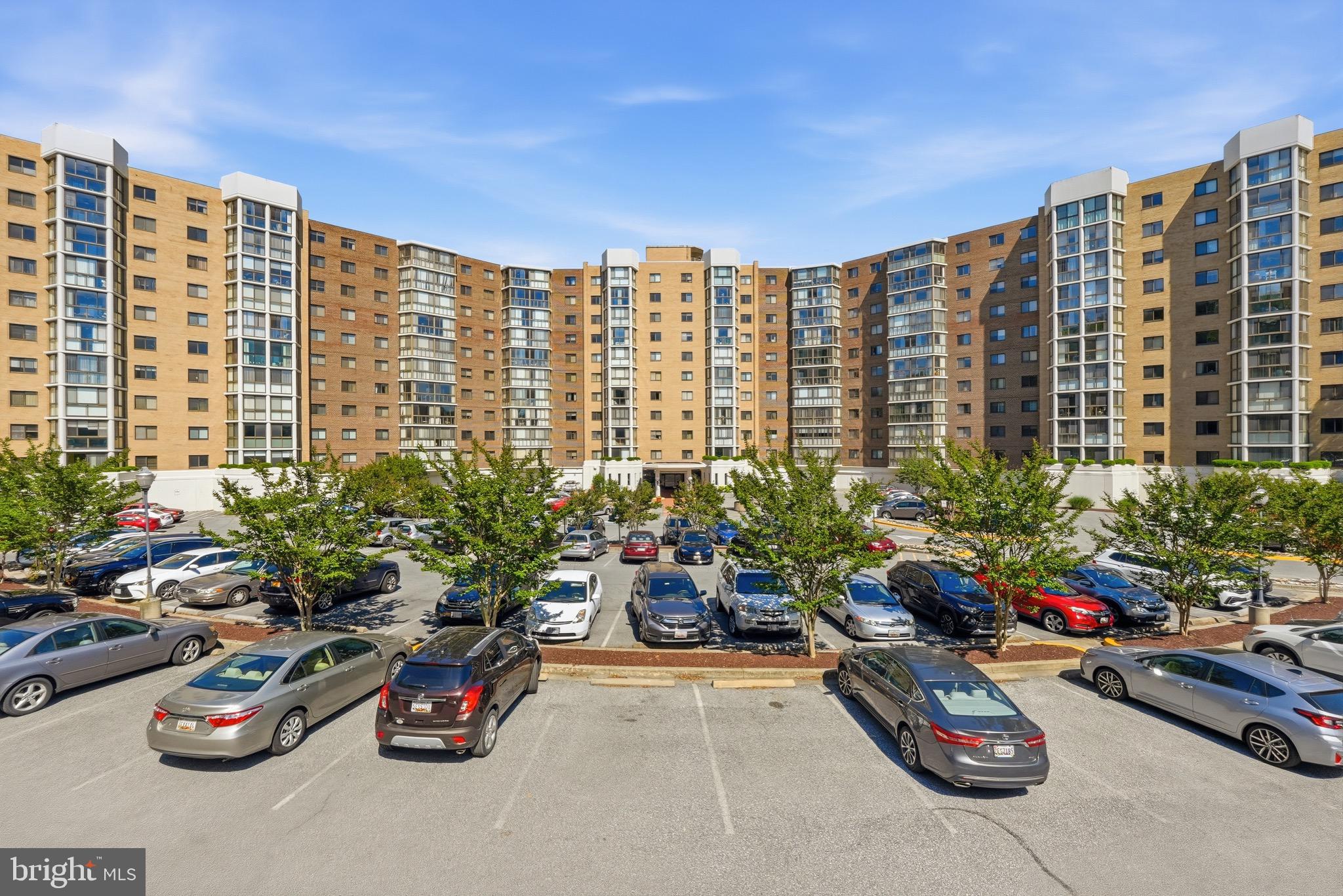 15100 INTERLACHEN DRIVE 4-206