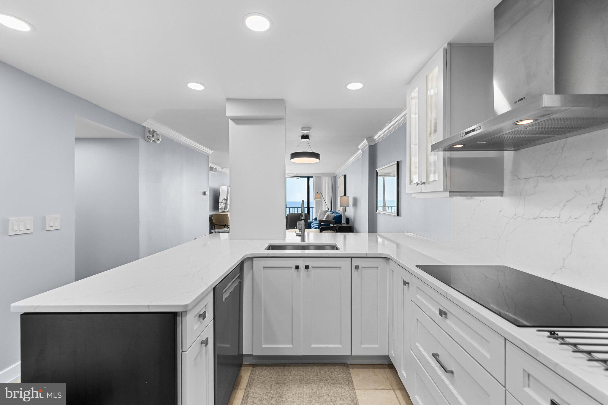 605 BRANDYWINE HOUSE
