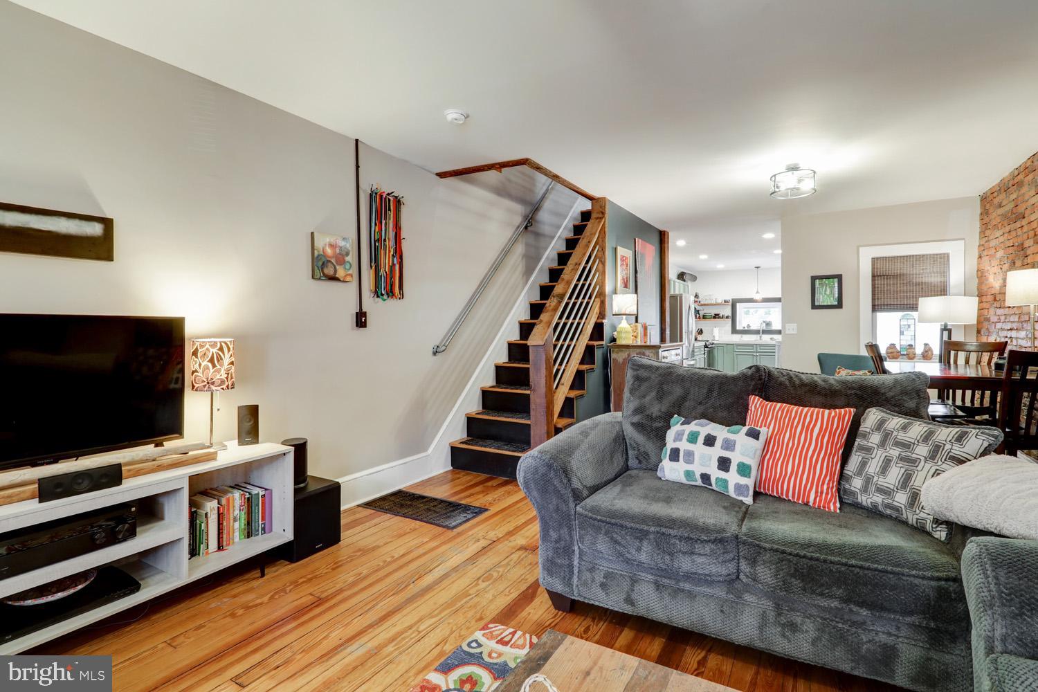 CABBAGE HILL - Residential