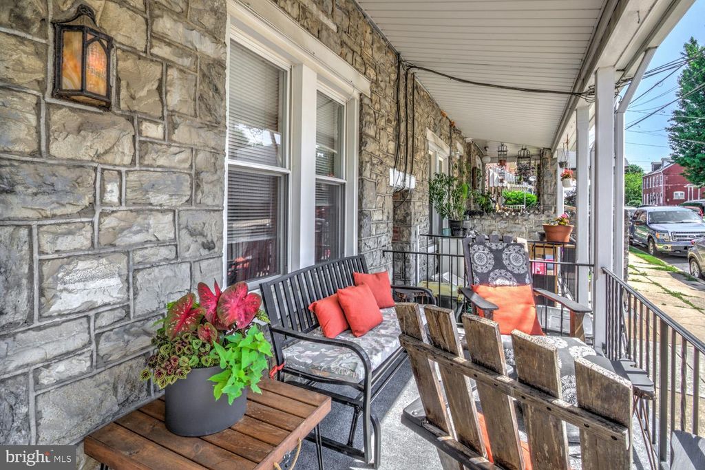 Photo of 839 Saint Joseph St, LANCASTER, PA 17603 (MLS # PALA2070956)