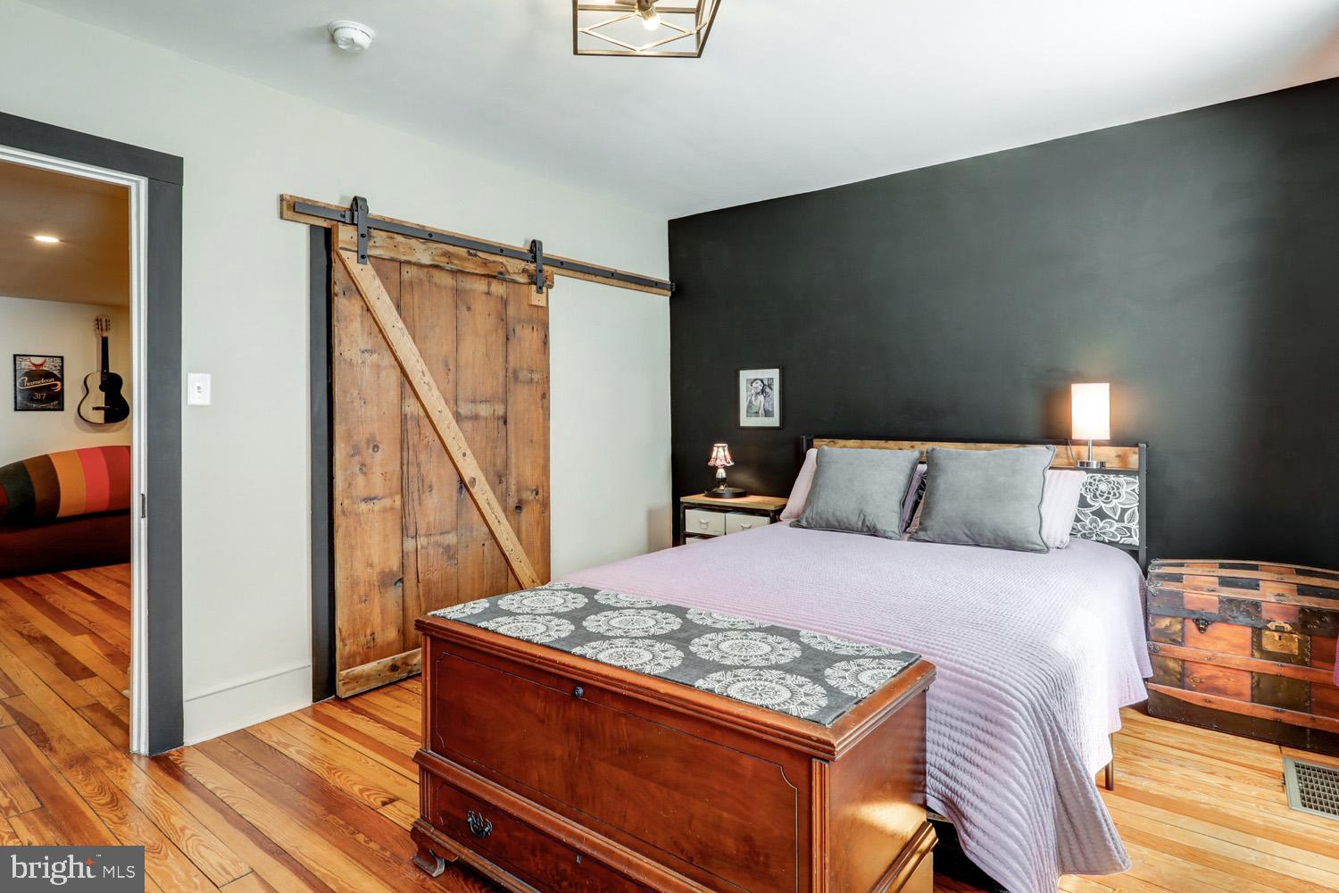 CABBAGE HILL - Residential