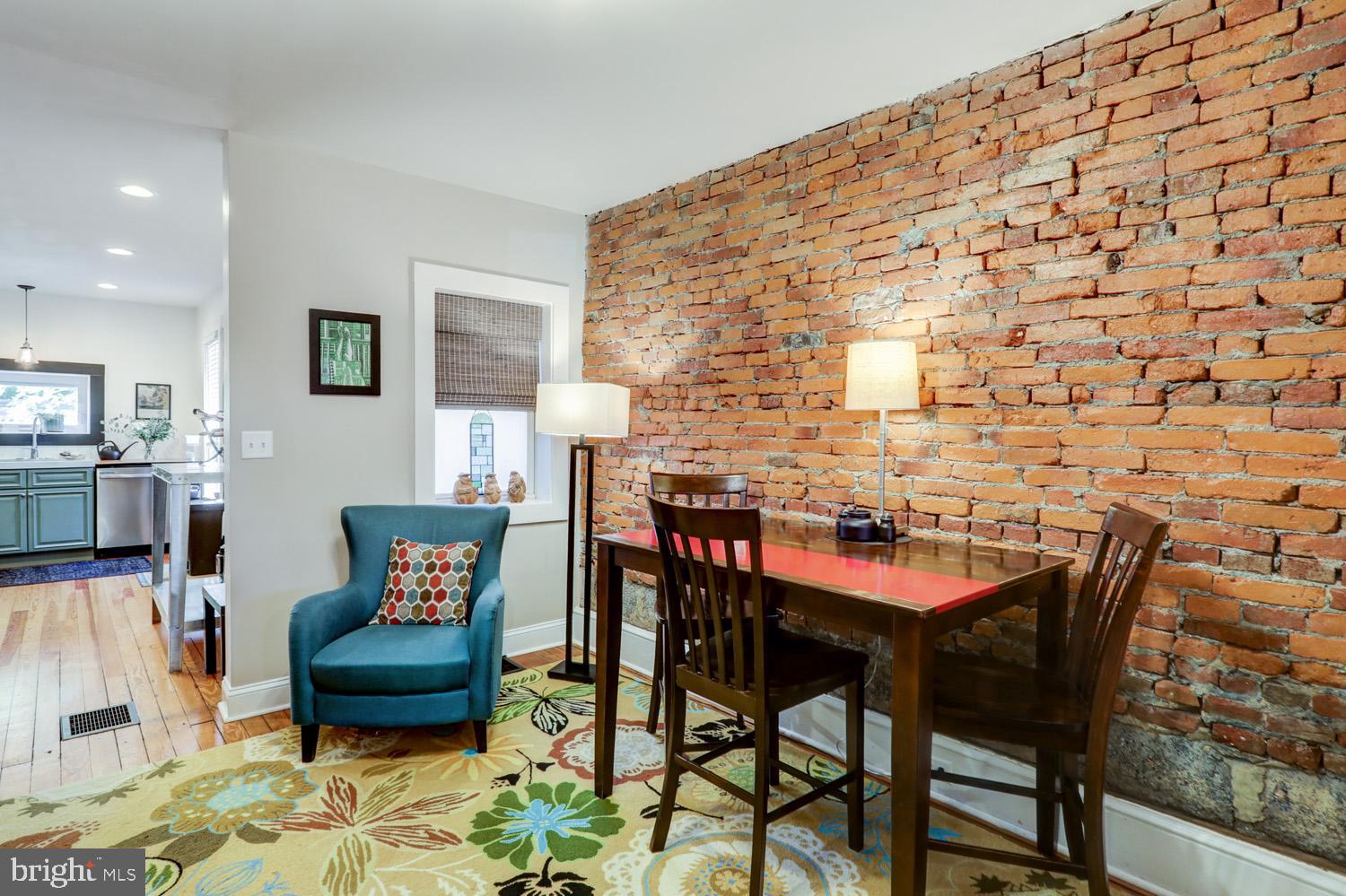 CABBAGE HILL - Residential