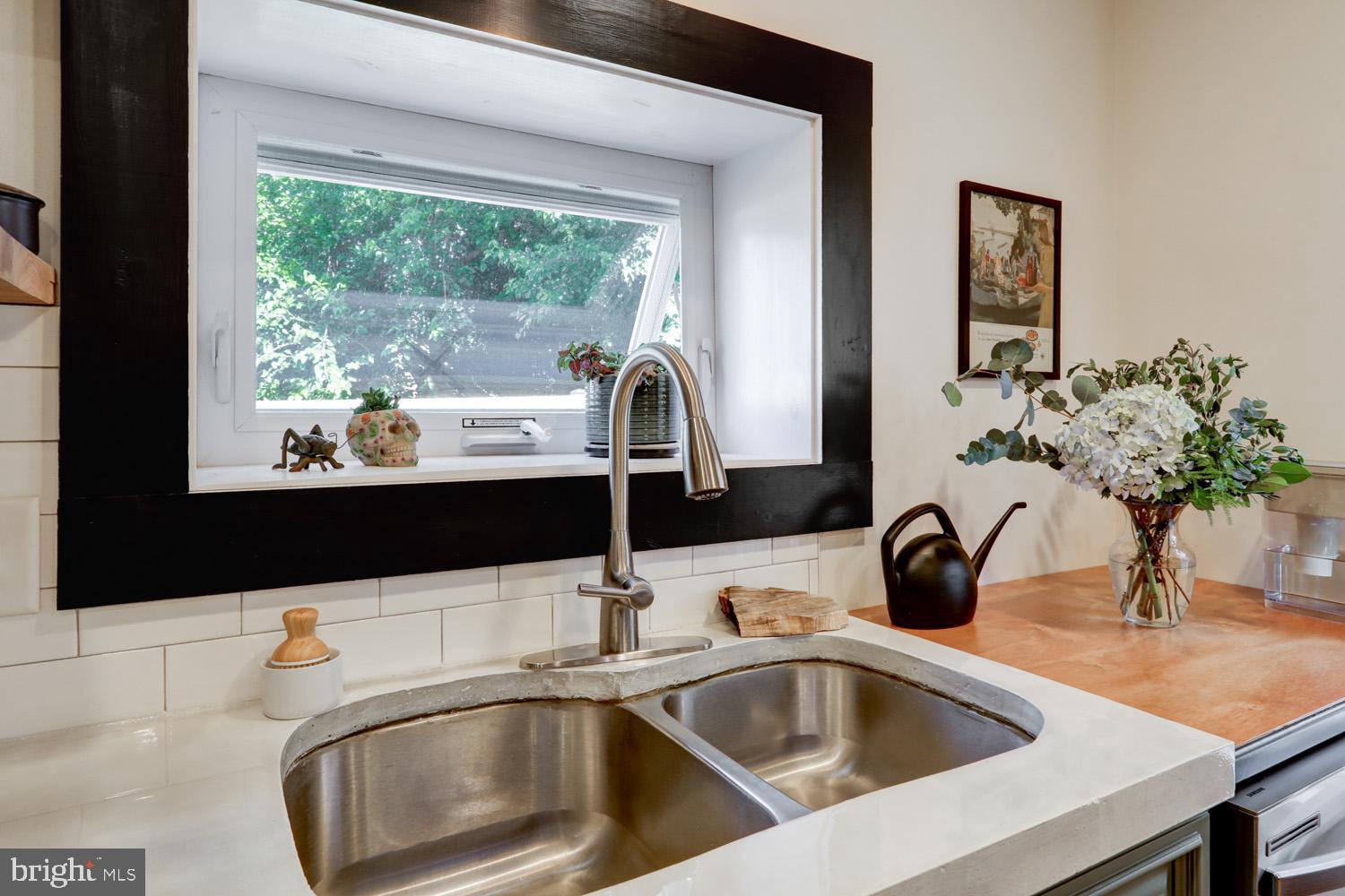 CABBAGE HILL - Residential