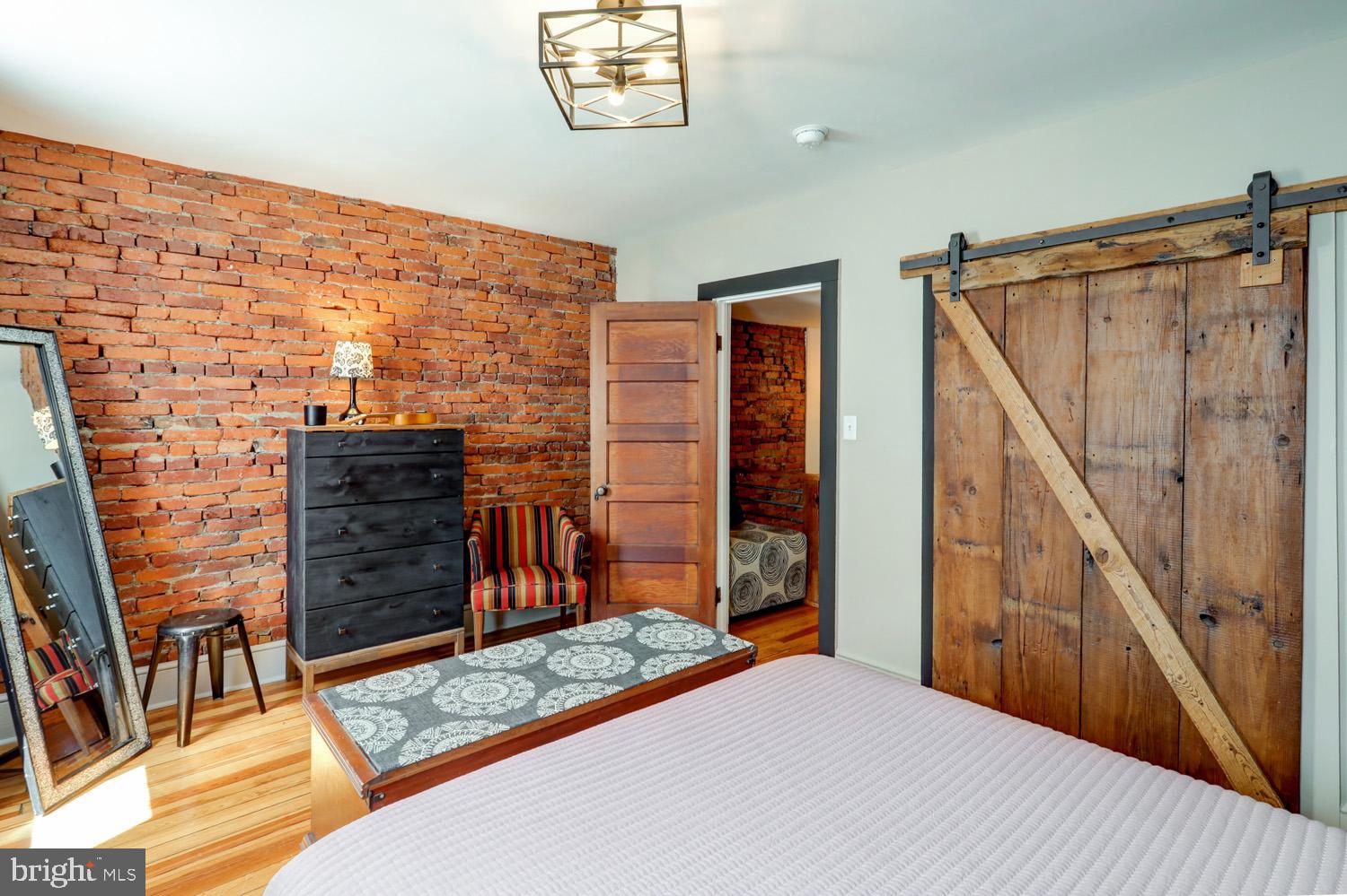 CABBAGE HILL - Residential