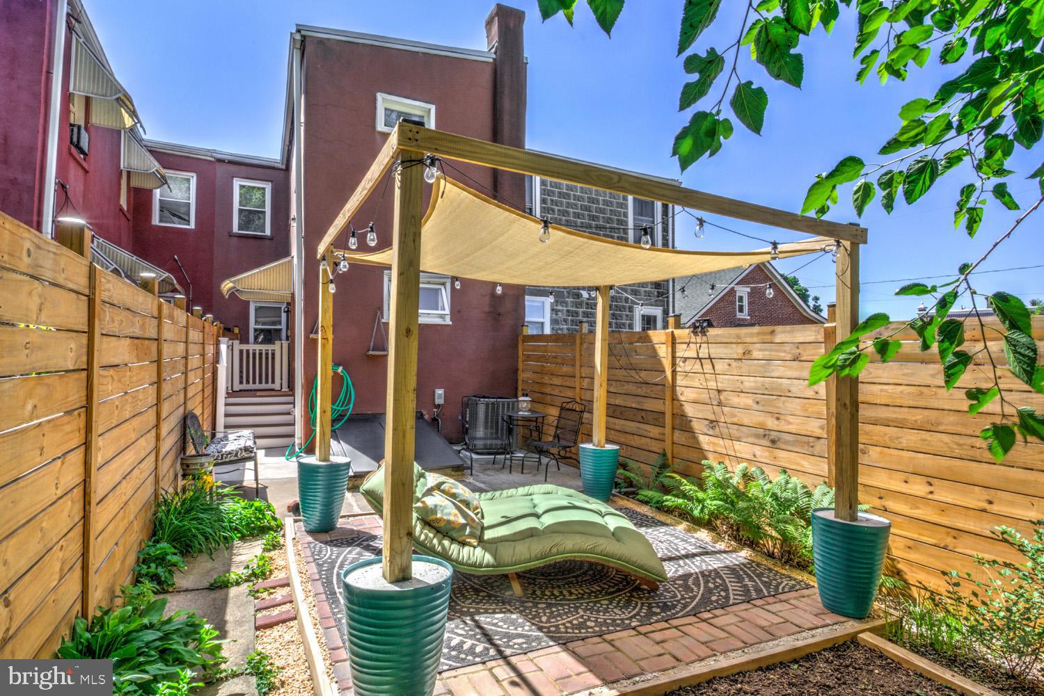 CABBAGE HILL - Residential