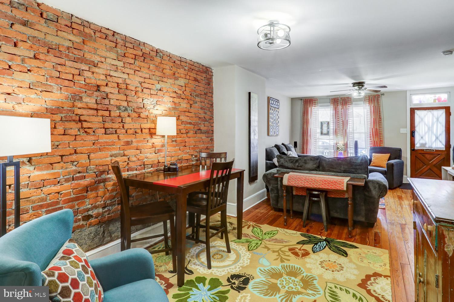 CABBAGE HILL - Residential