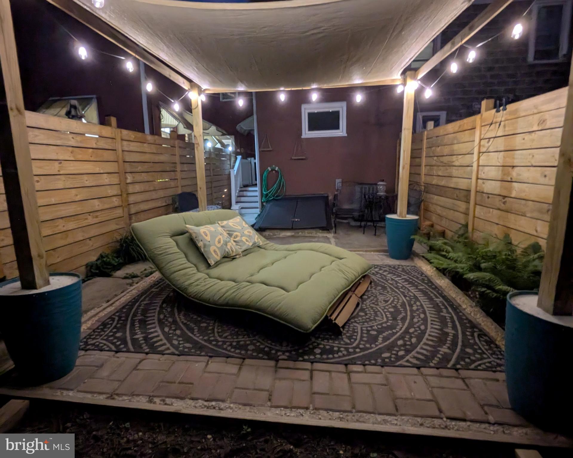 CABBAGE HILL - Residential