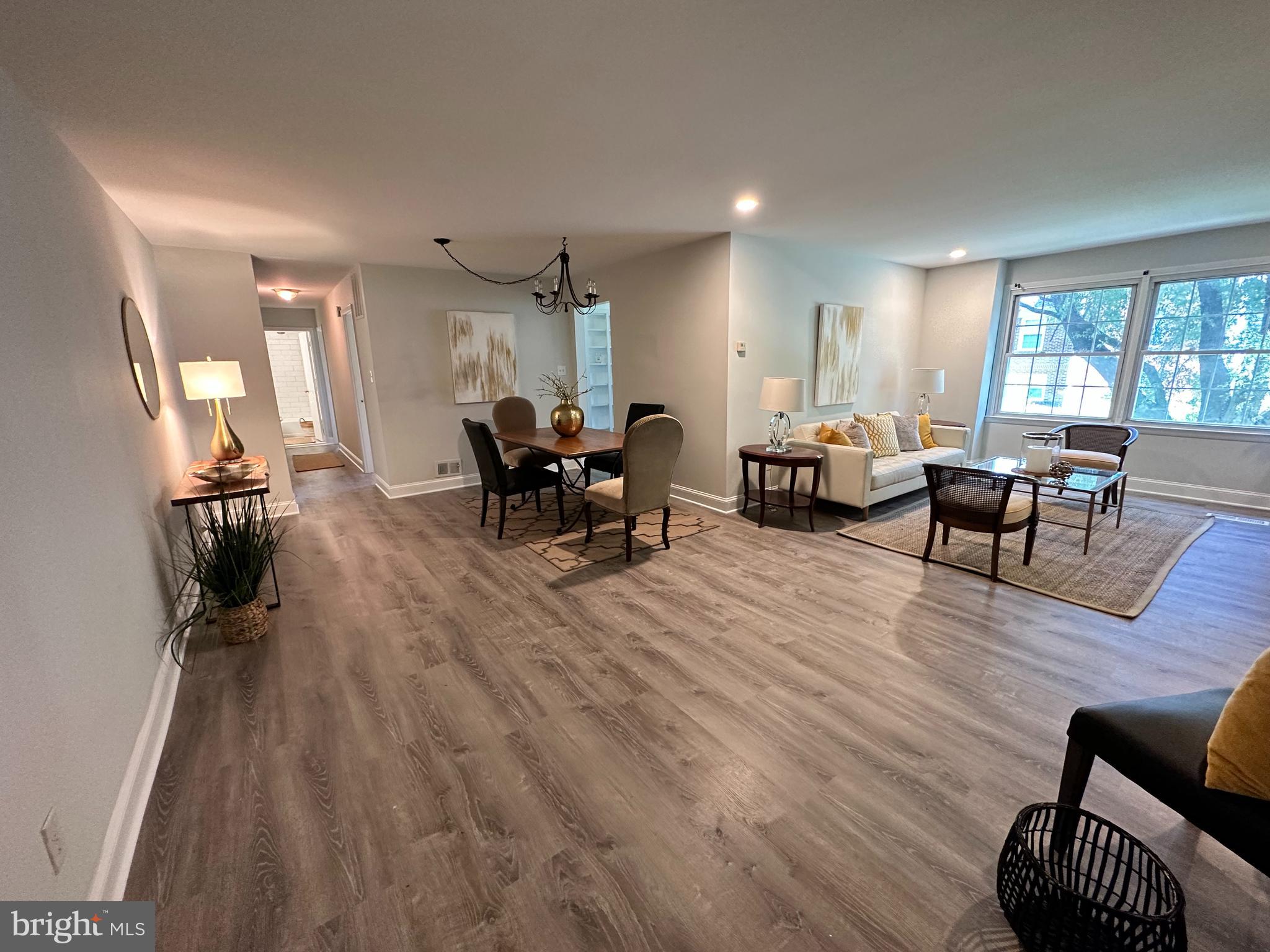 HOMELAND SOUTHWAY - Residential Lease