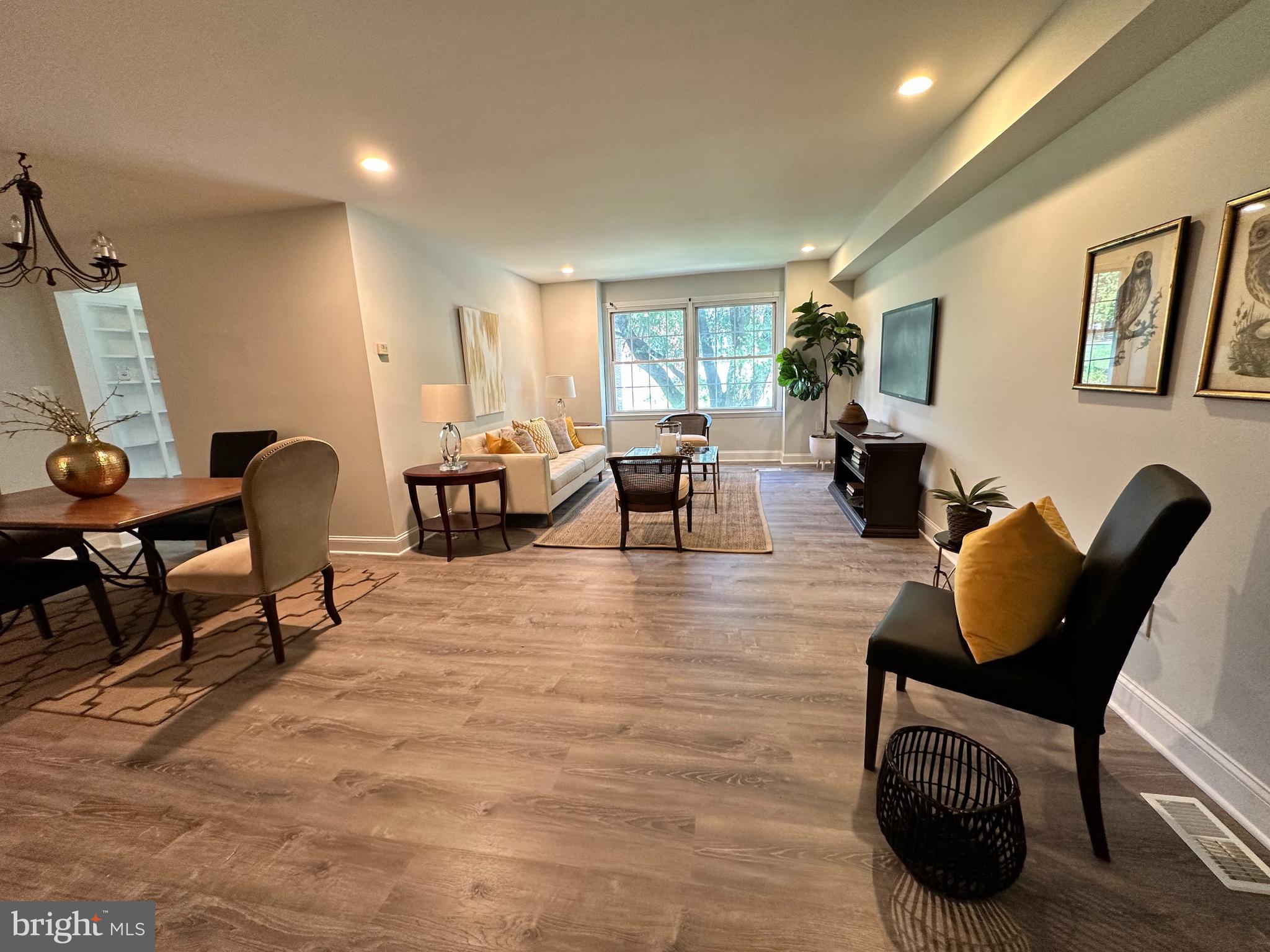 HOMELAND SOUTHWAY - Residential Lease