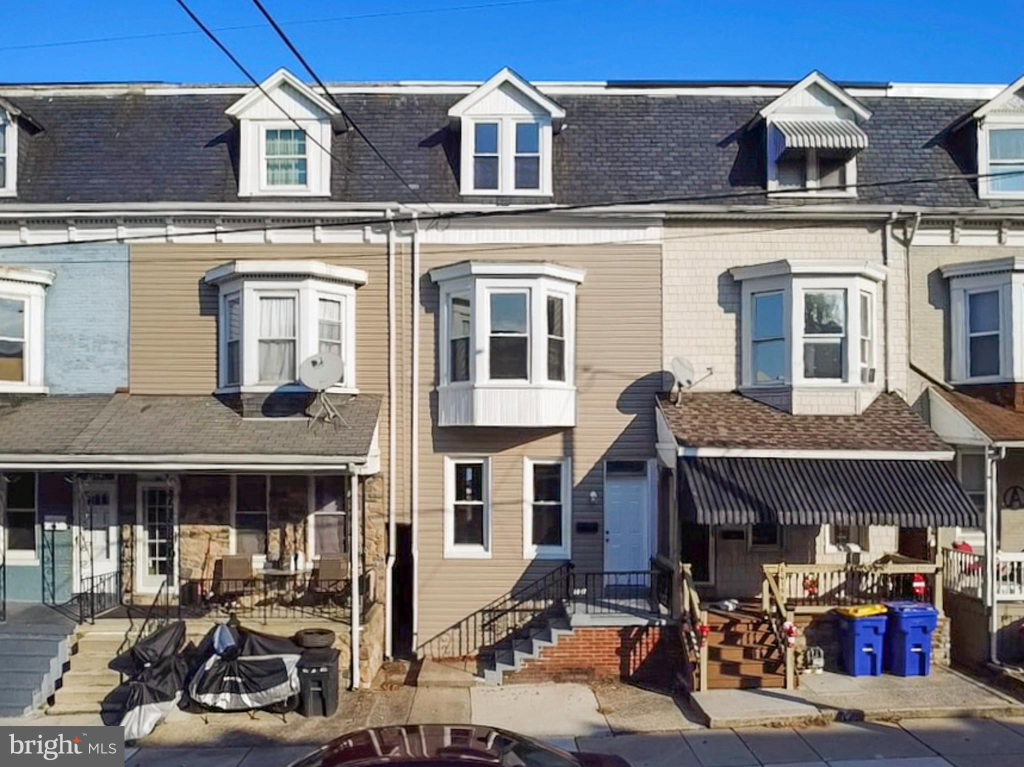 NORTH YORK - Residential