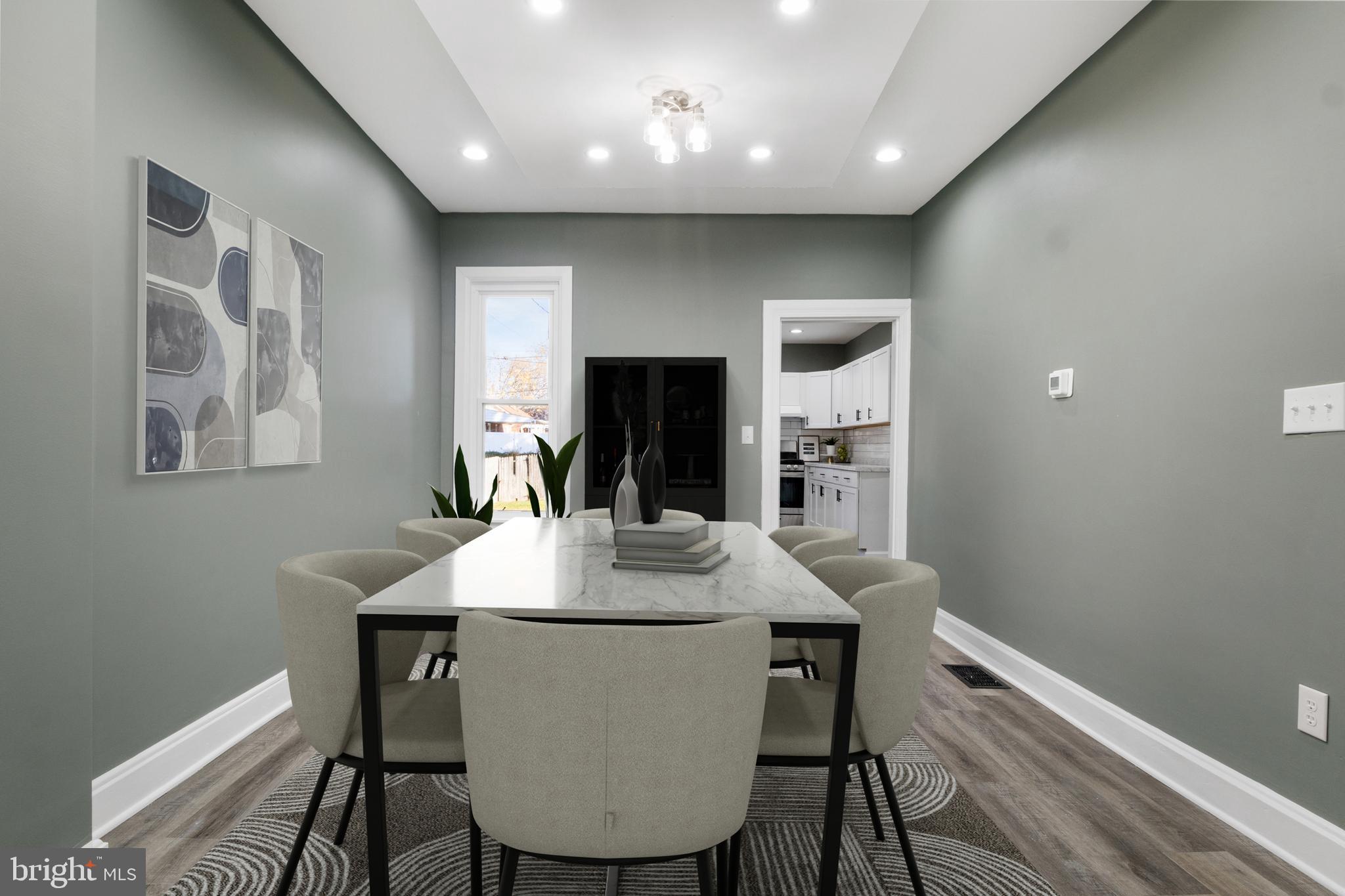 NORTH YORK - Residential