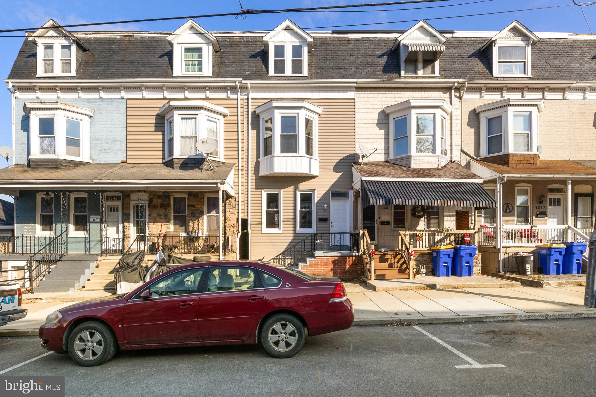 NORTH YORK - Residential