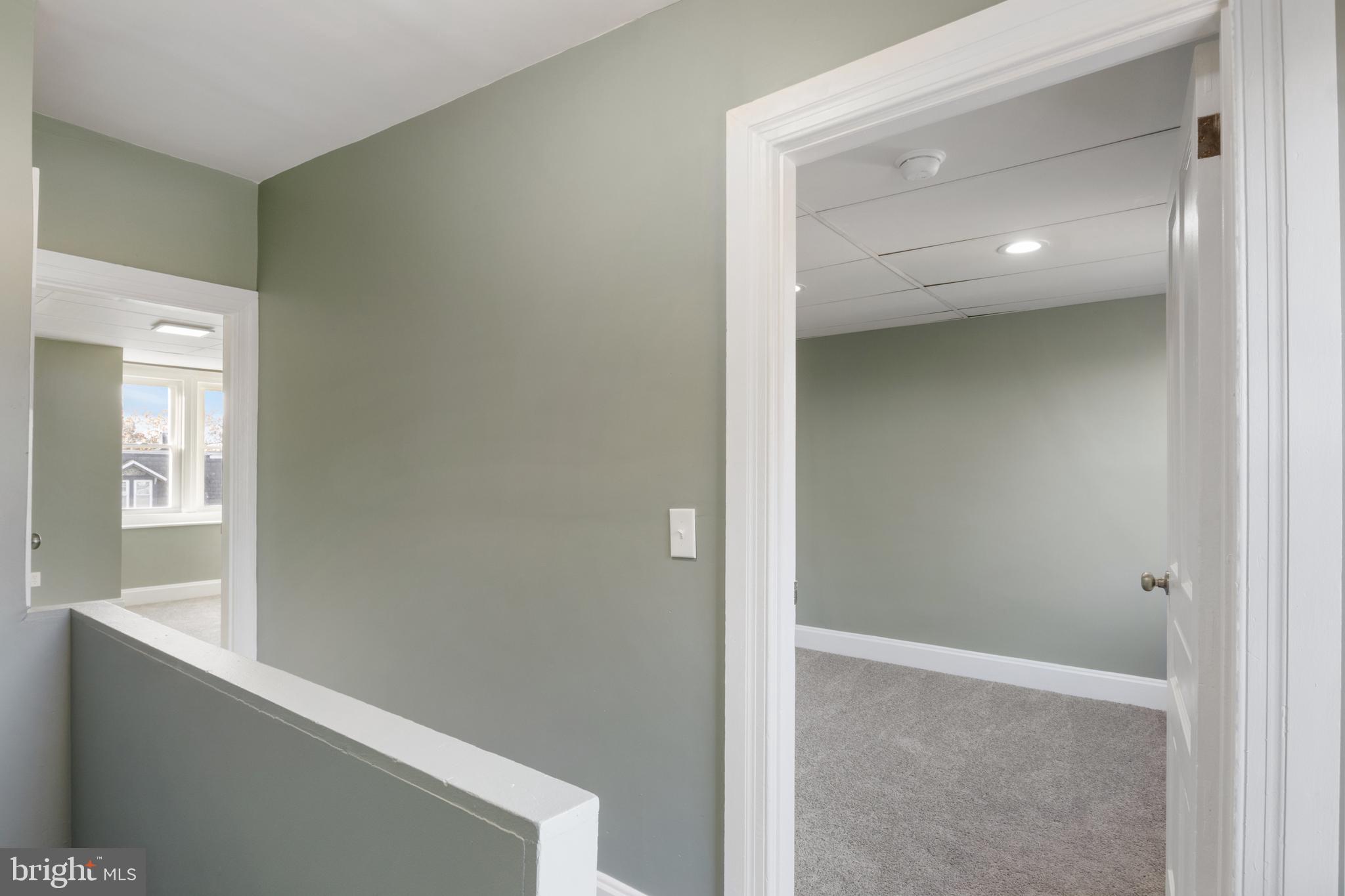 NORTH YORK - Residential