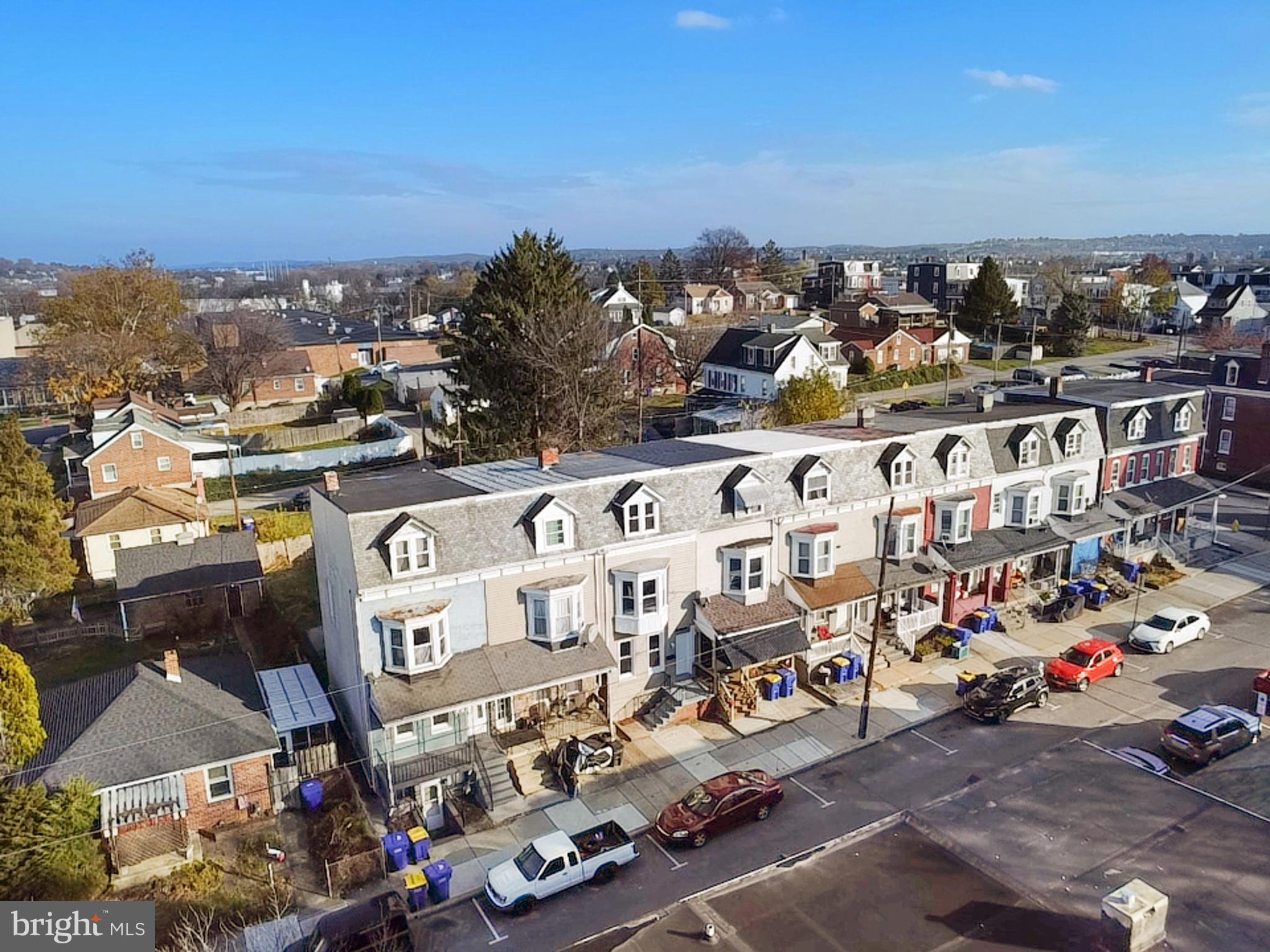 NORTH YORK - Residential