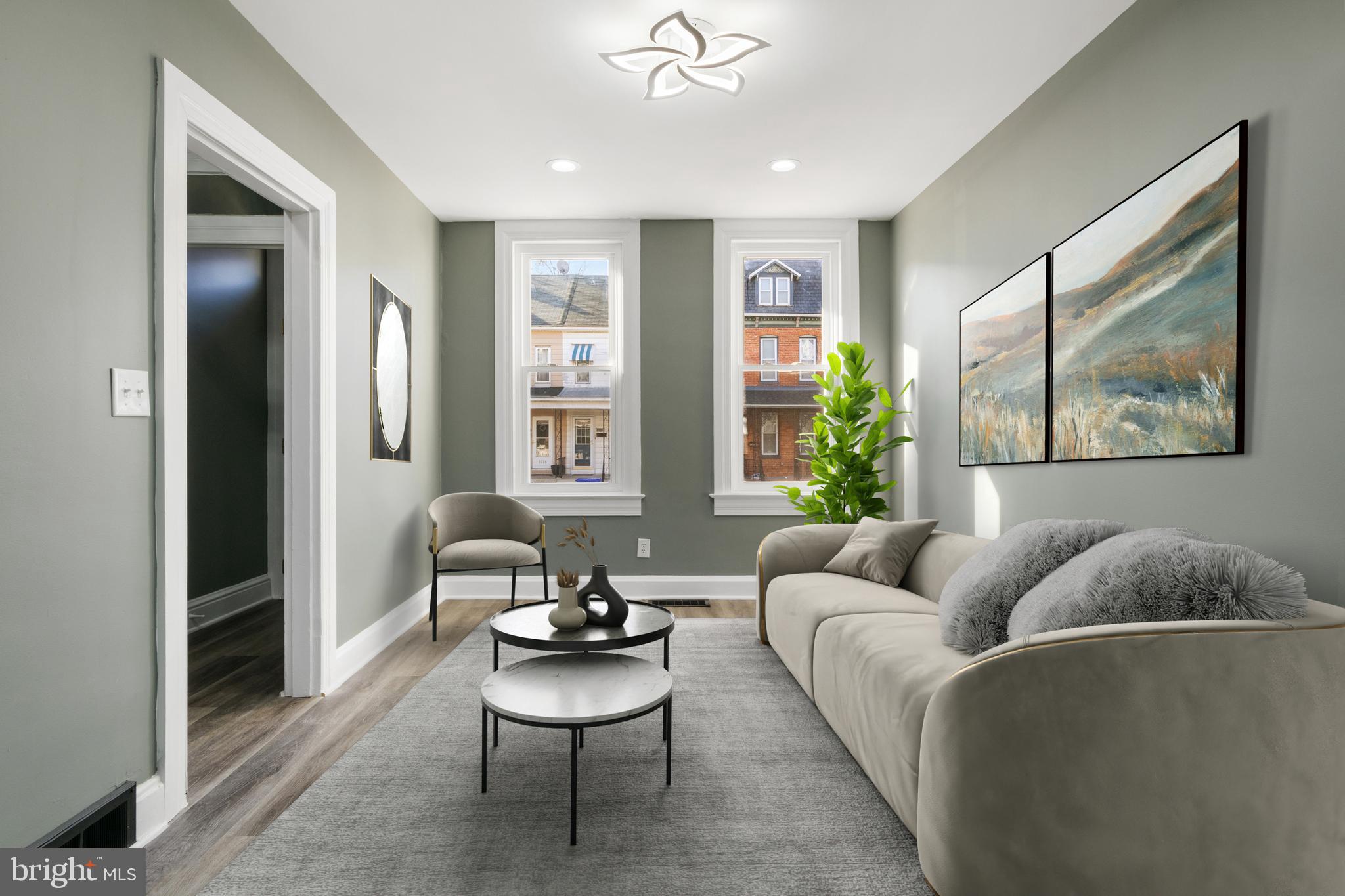 NORTH YORK - Residential