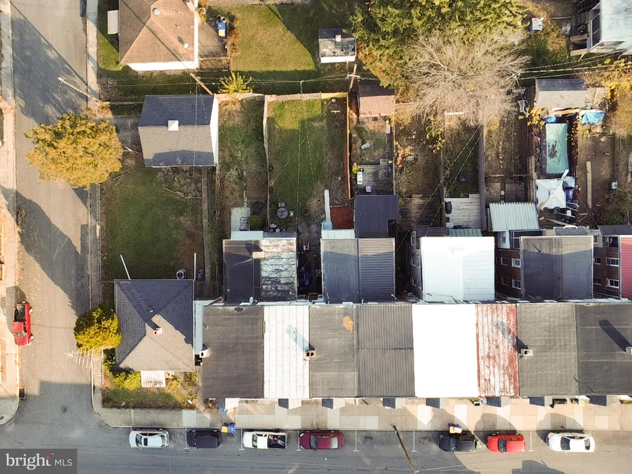 NORTH YORK - Residential