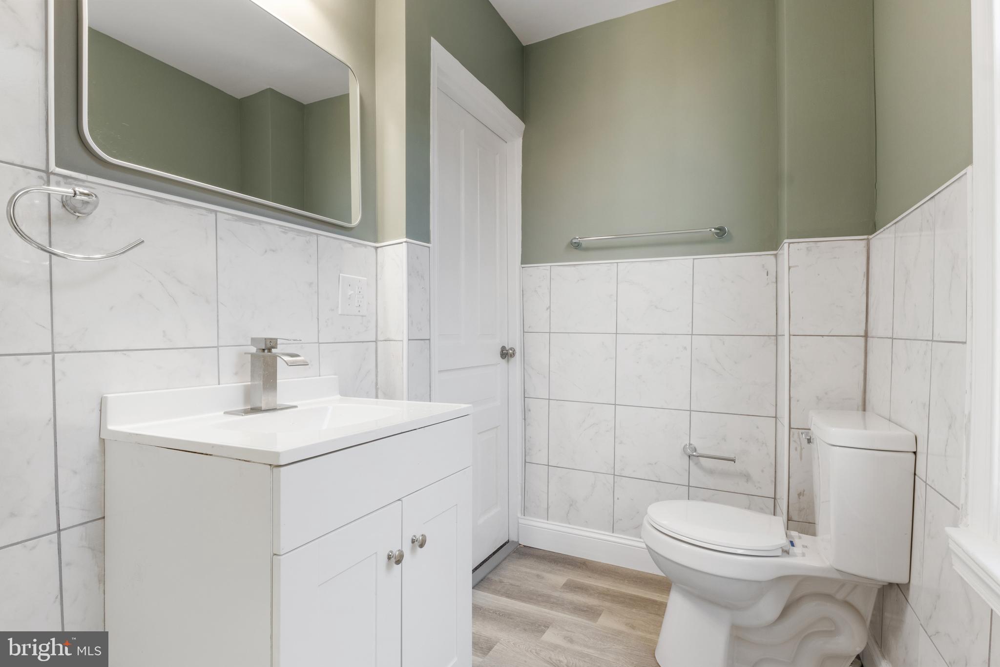 NORTH YORK - Residential