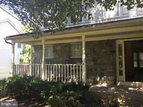 229 LOWER COUNTRY DRIVE GAITHERSBURG MD 20877