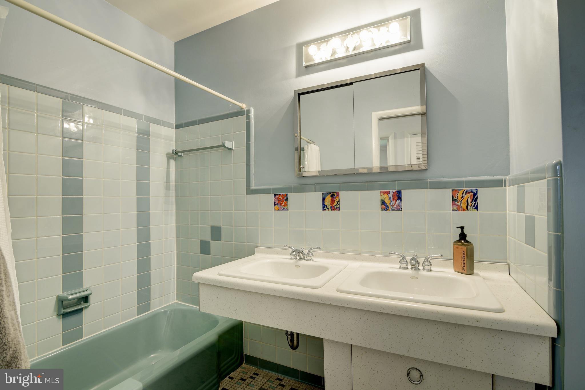 STERLING - Residential