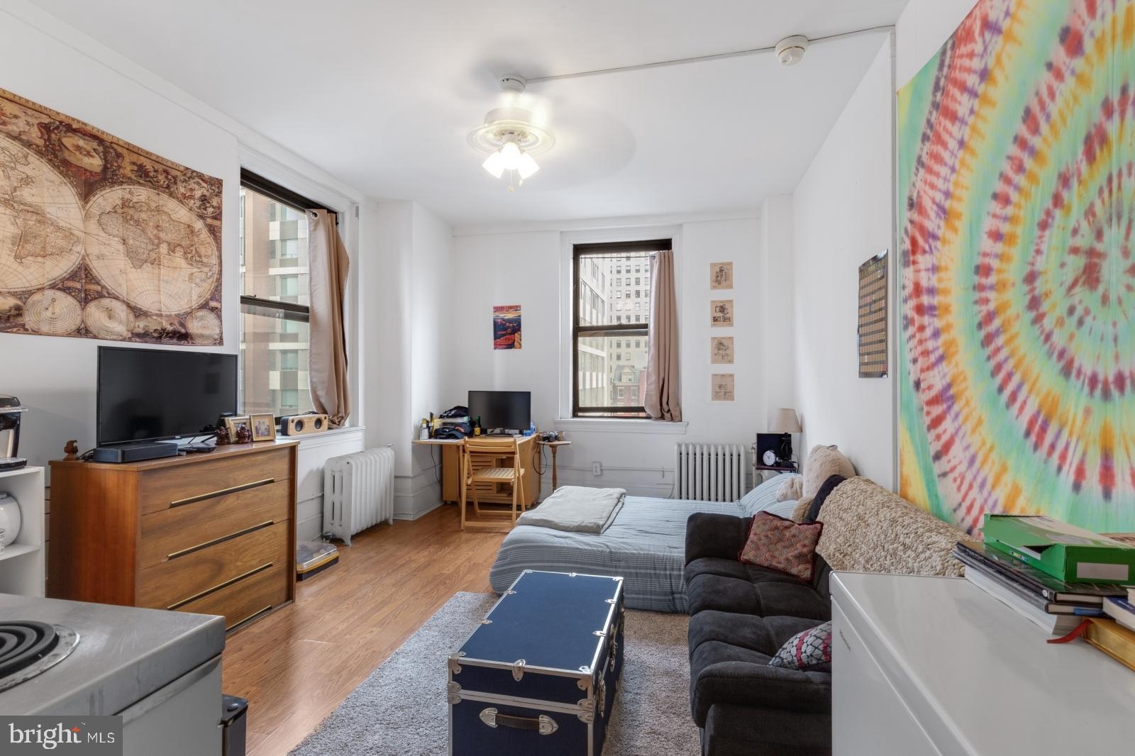 AVENUE OF THE ARTS - Residential Lease