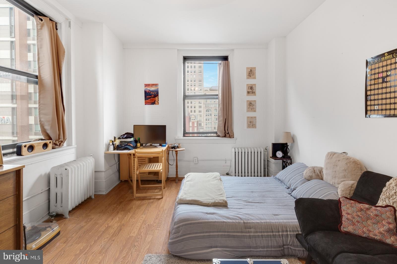 AVENUE OF THE ARTS - Residential Lease