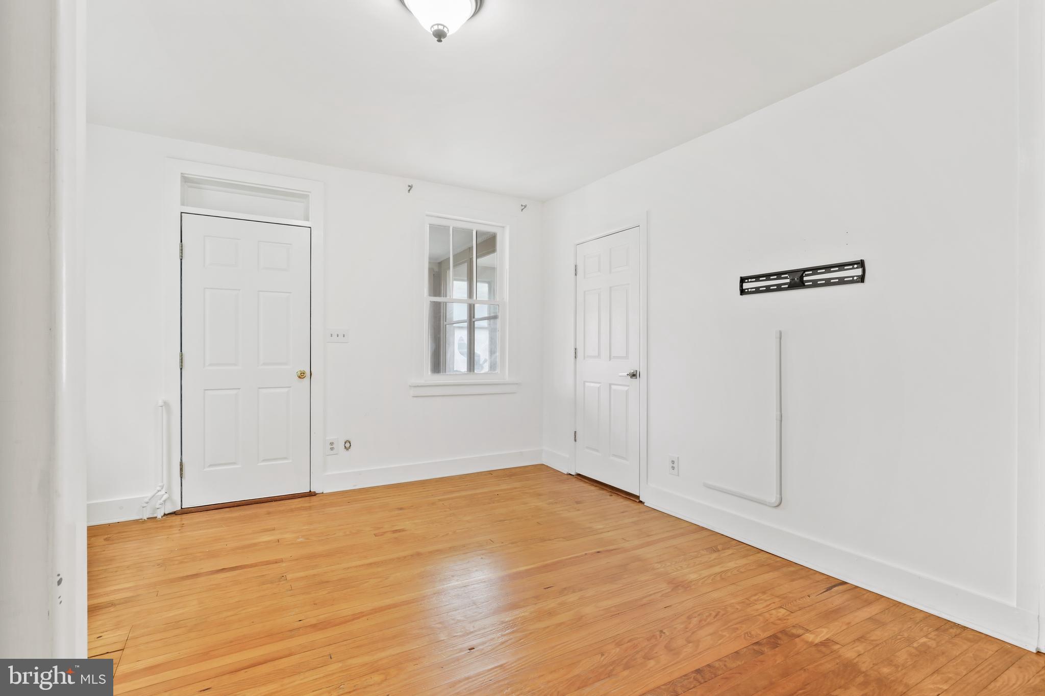 REISTERSTOWN - Residential