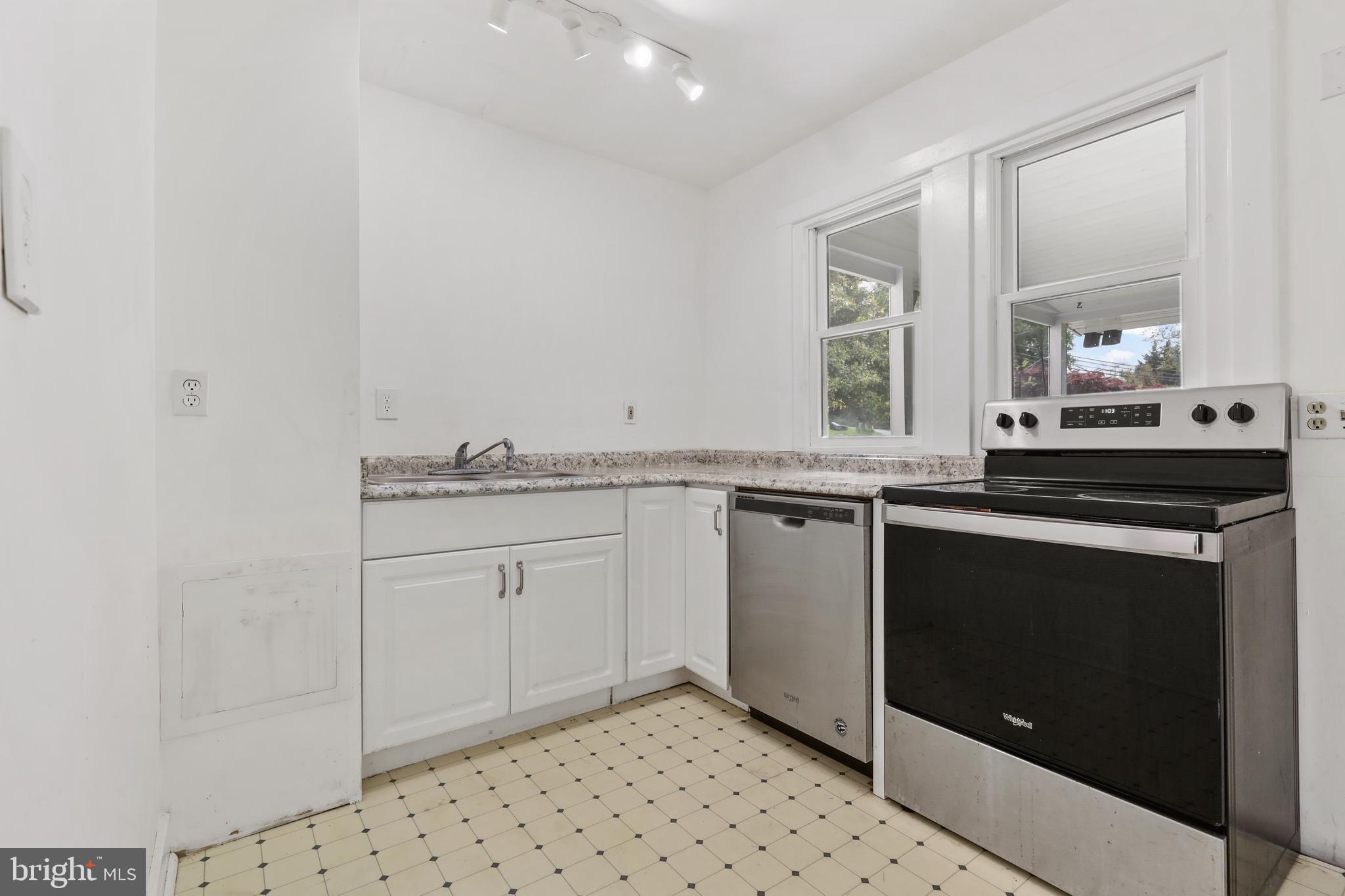 REISTERSTOWN - Residential