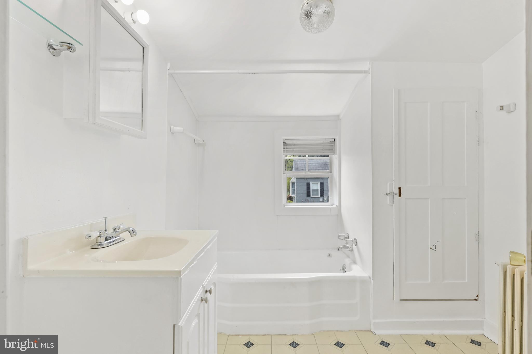 REISTERSTOWN - Residential