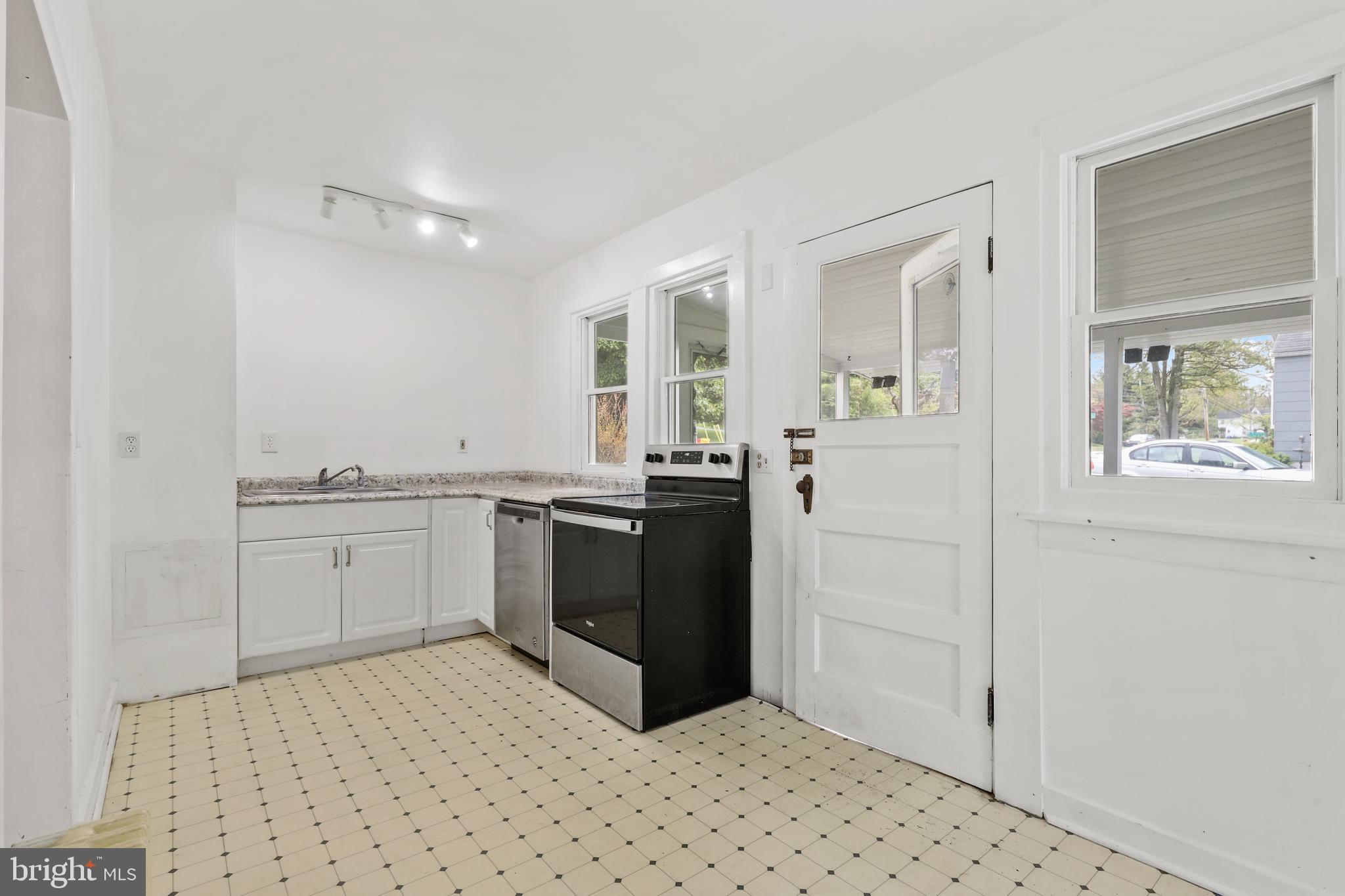 REISTERSTOWN - Residential