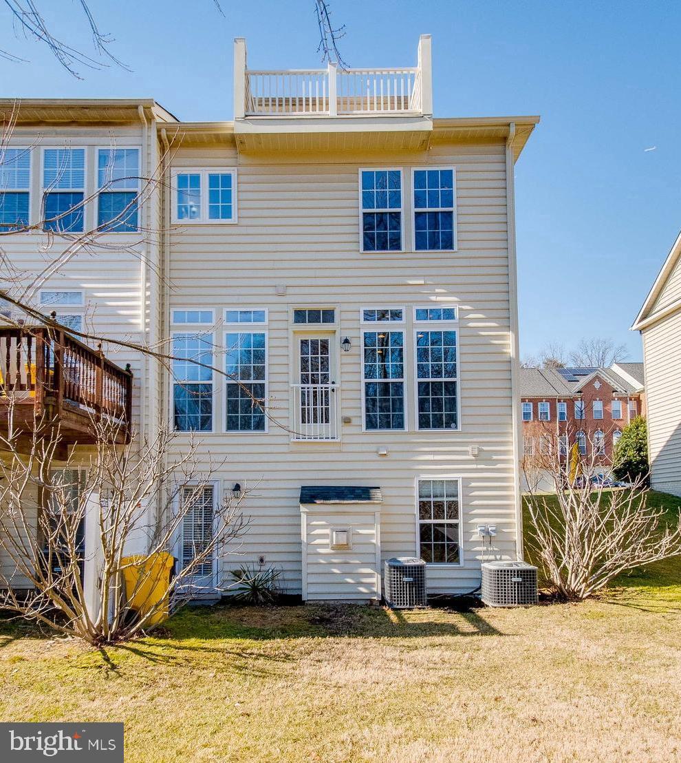 VILLAGES OF DORCHESTER - Residential