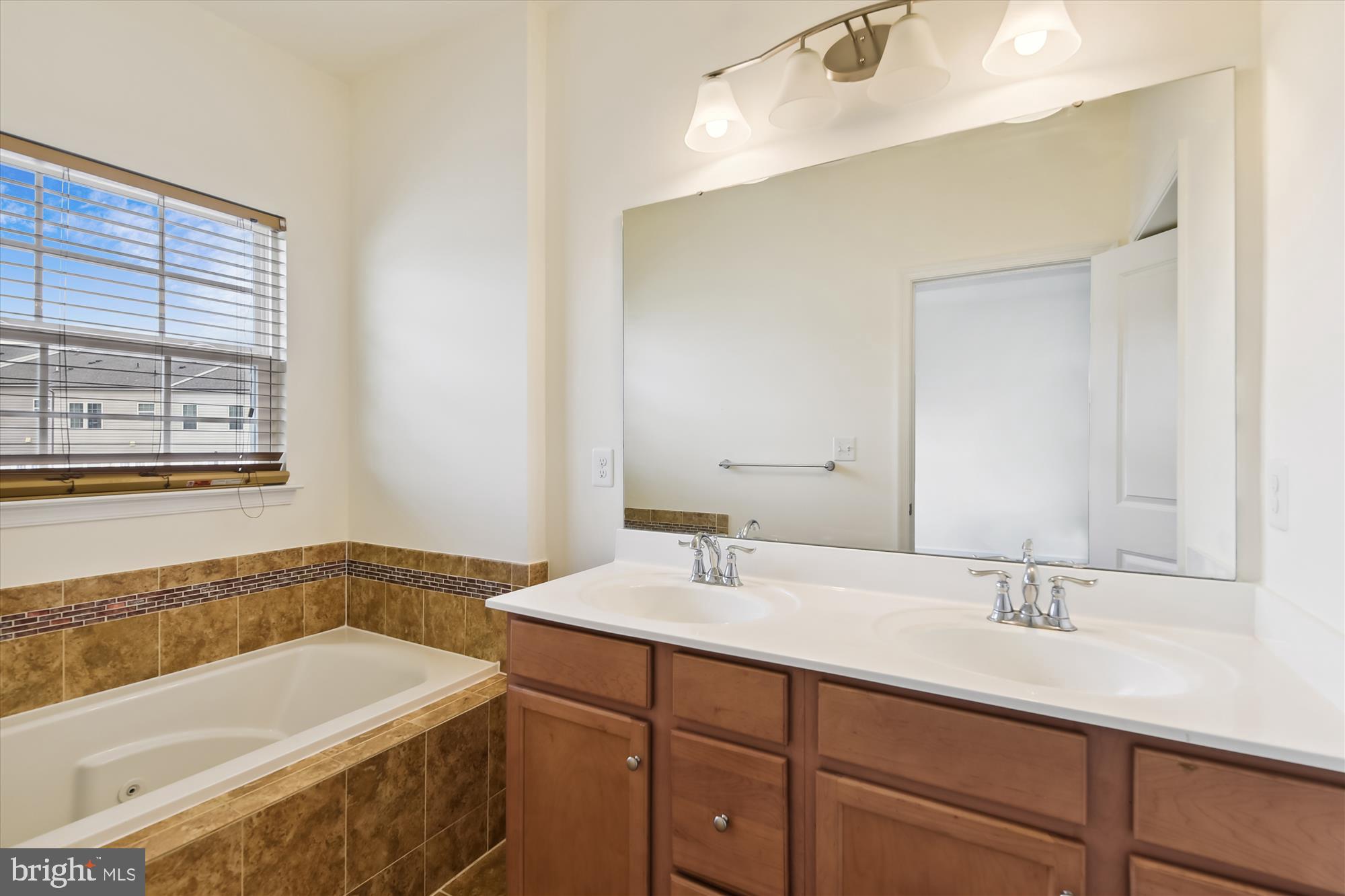 BALLARD GREEN - Residential