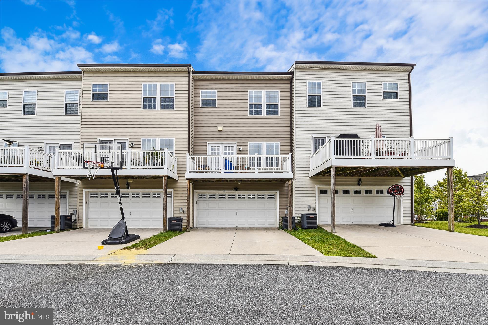 BALLARD GREEN - Residential