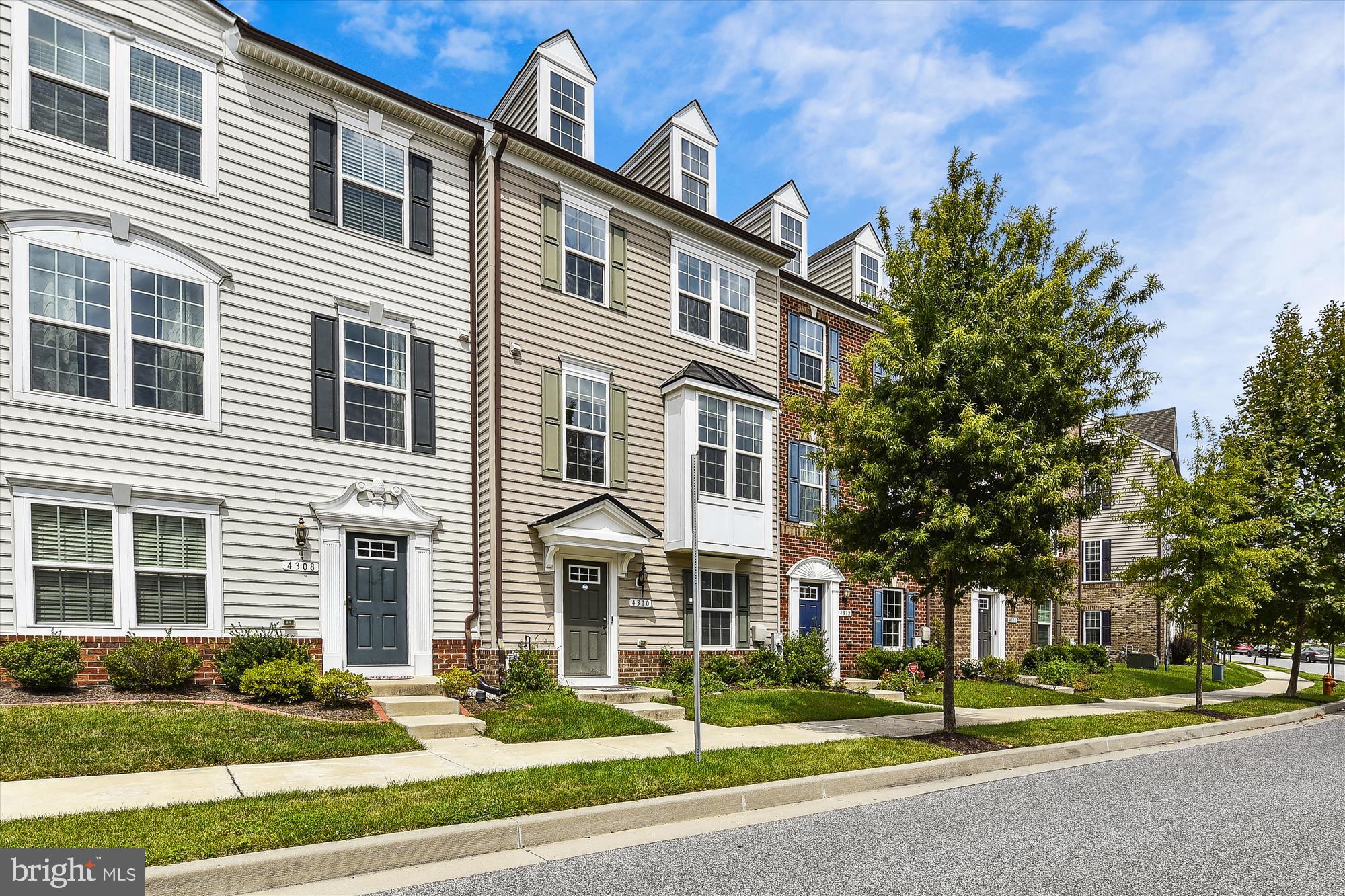 BALLARD GREEN - Residential