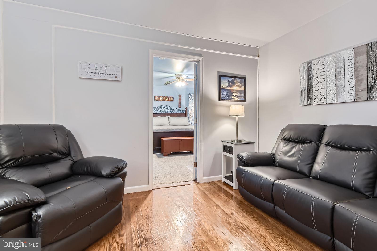 OAKRIDGE - Residential