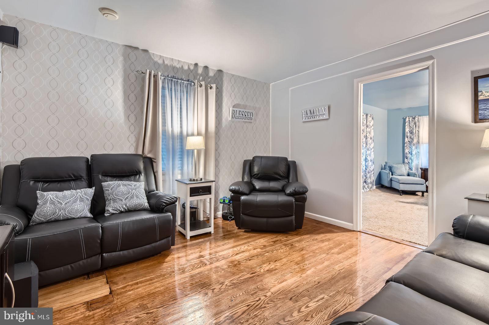 OAKRIDGE - Residential