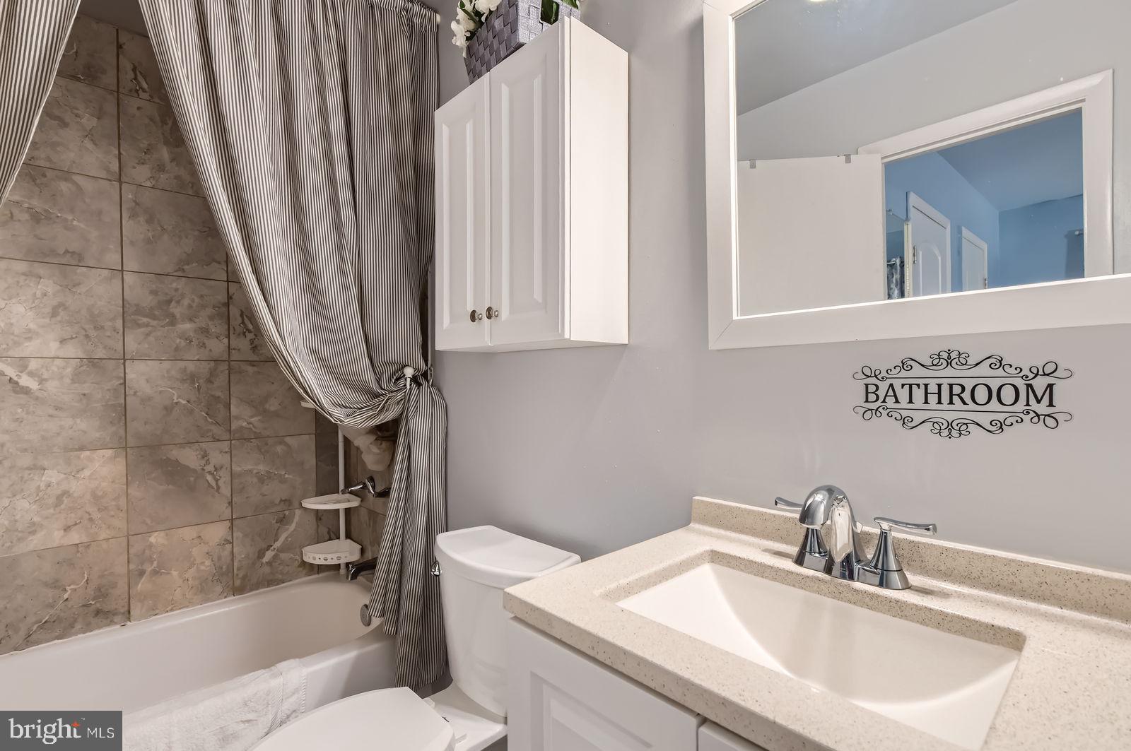 OAKRIDGE - Residential