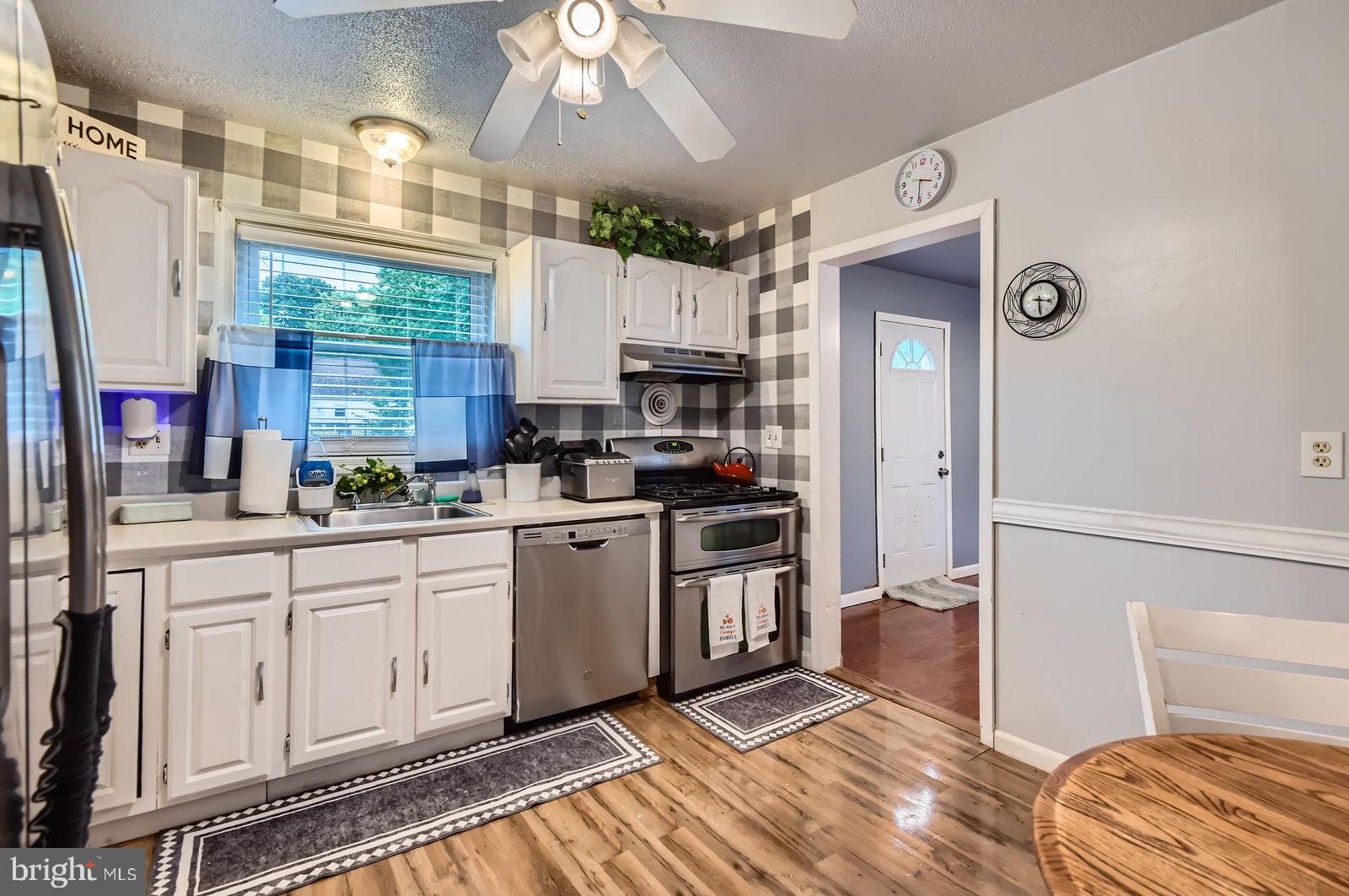 OAKRIDGE - Residential