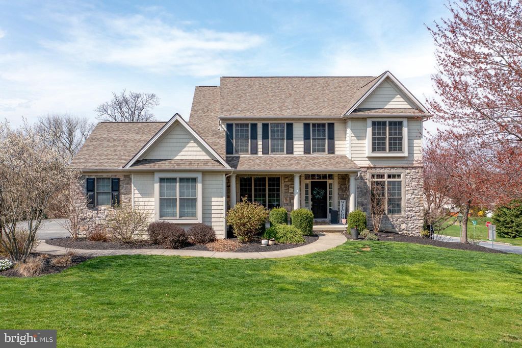 Photo of 144 HUNTINGWOOD DR, LANCASTER, PA 17602 (MLS # PALA2033014)