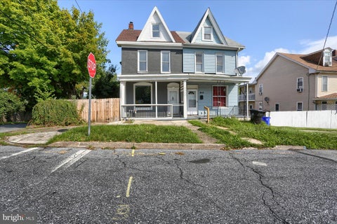 Townhouse For Sale - 2000 Forster Street<br/> Dauphin County, HARRISBURG, PA 17103