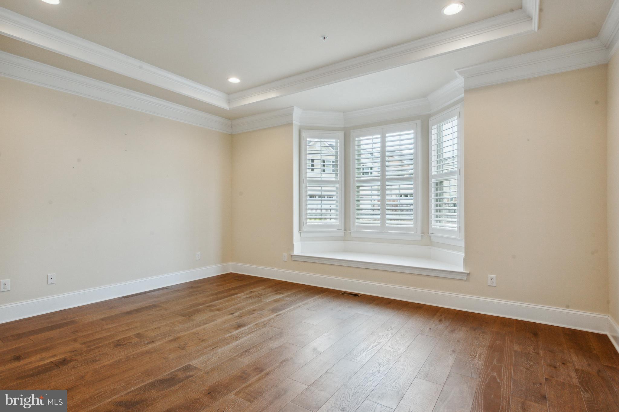YARDLEY WALK - Residential