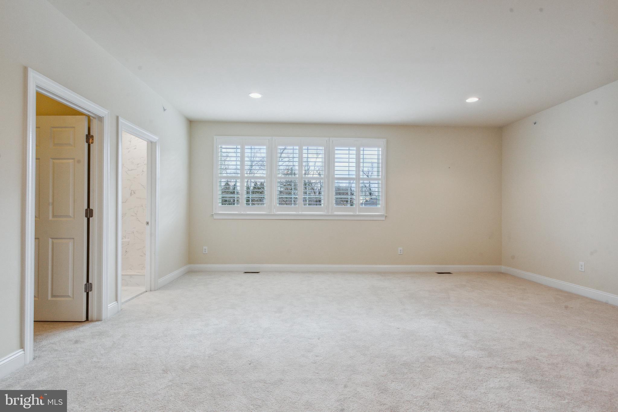 YARDLEY WALK - Residential