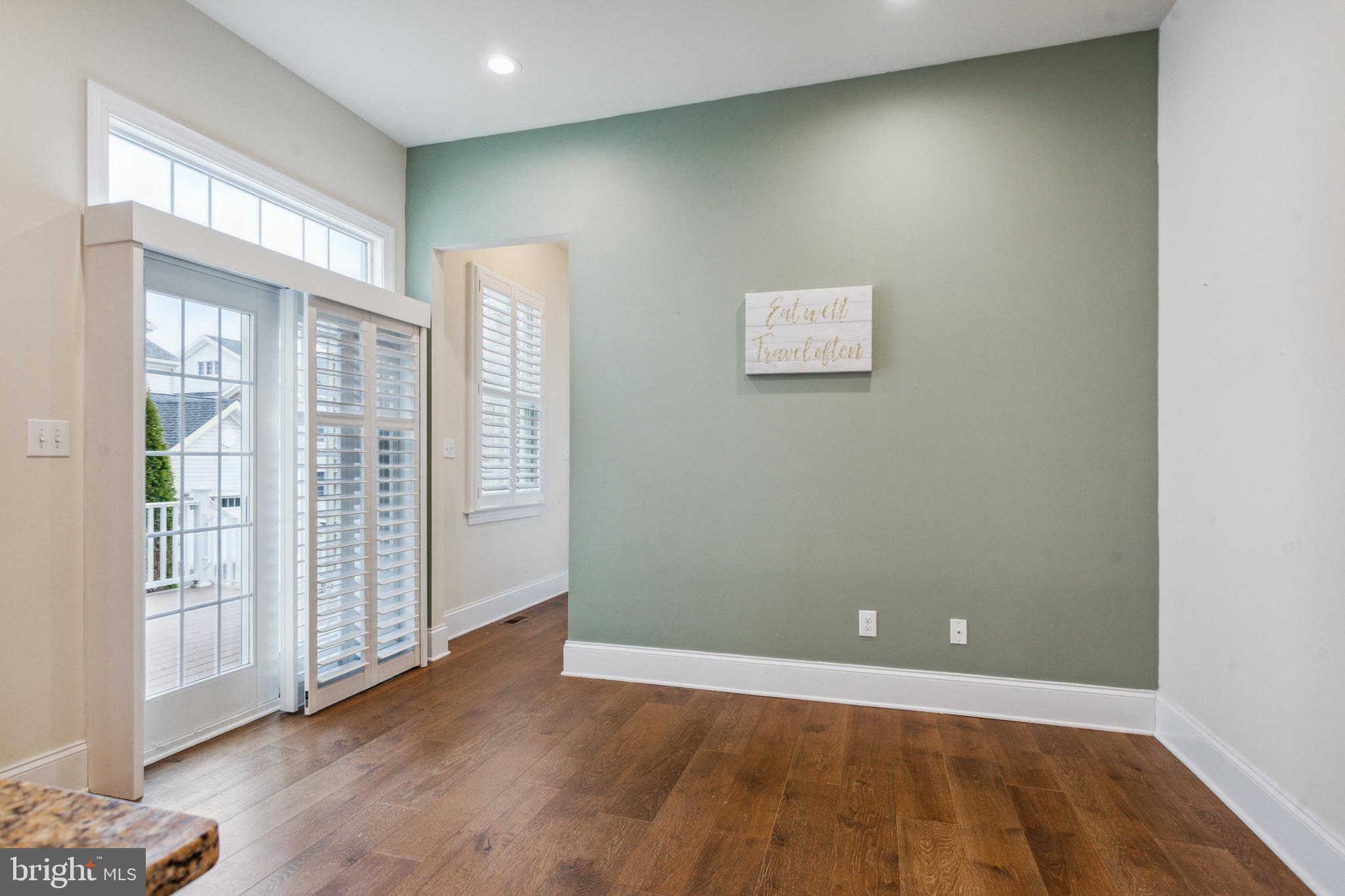 YARDLEY WALK - Residential