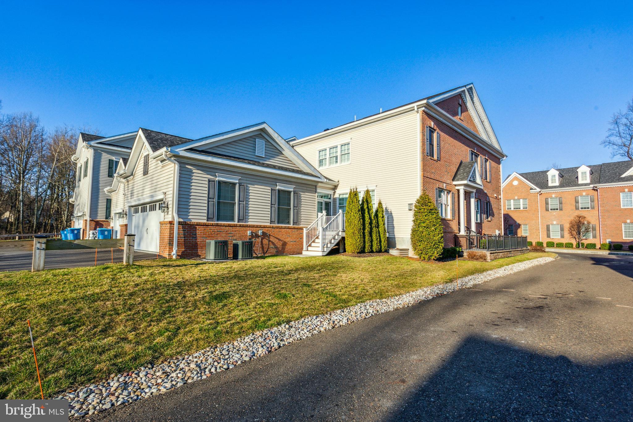 YARDLEY WALK - Residential