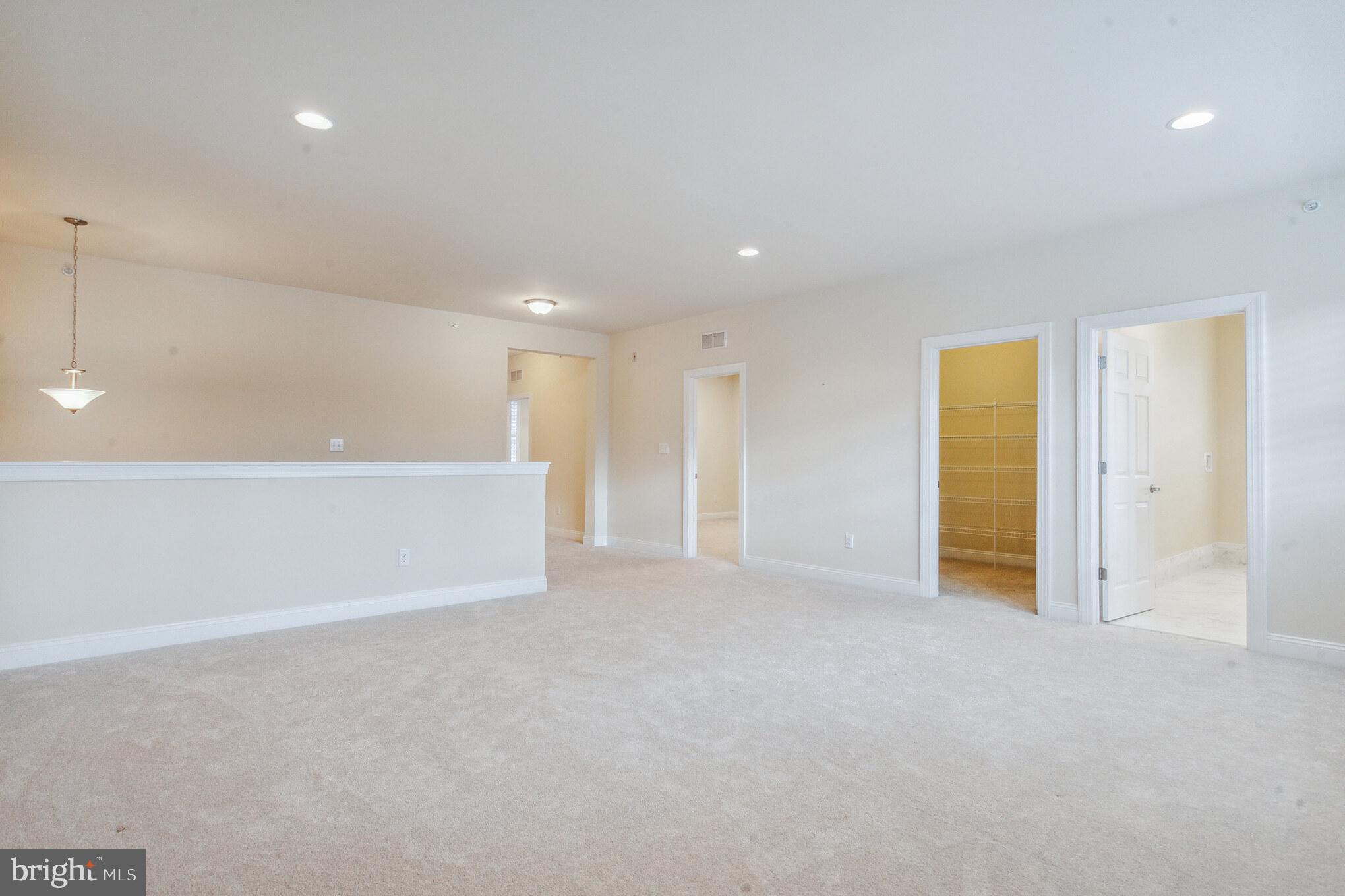 YARDLEY WALK - Residential