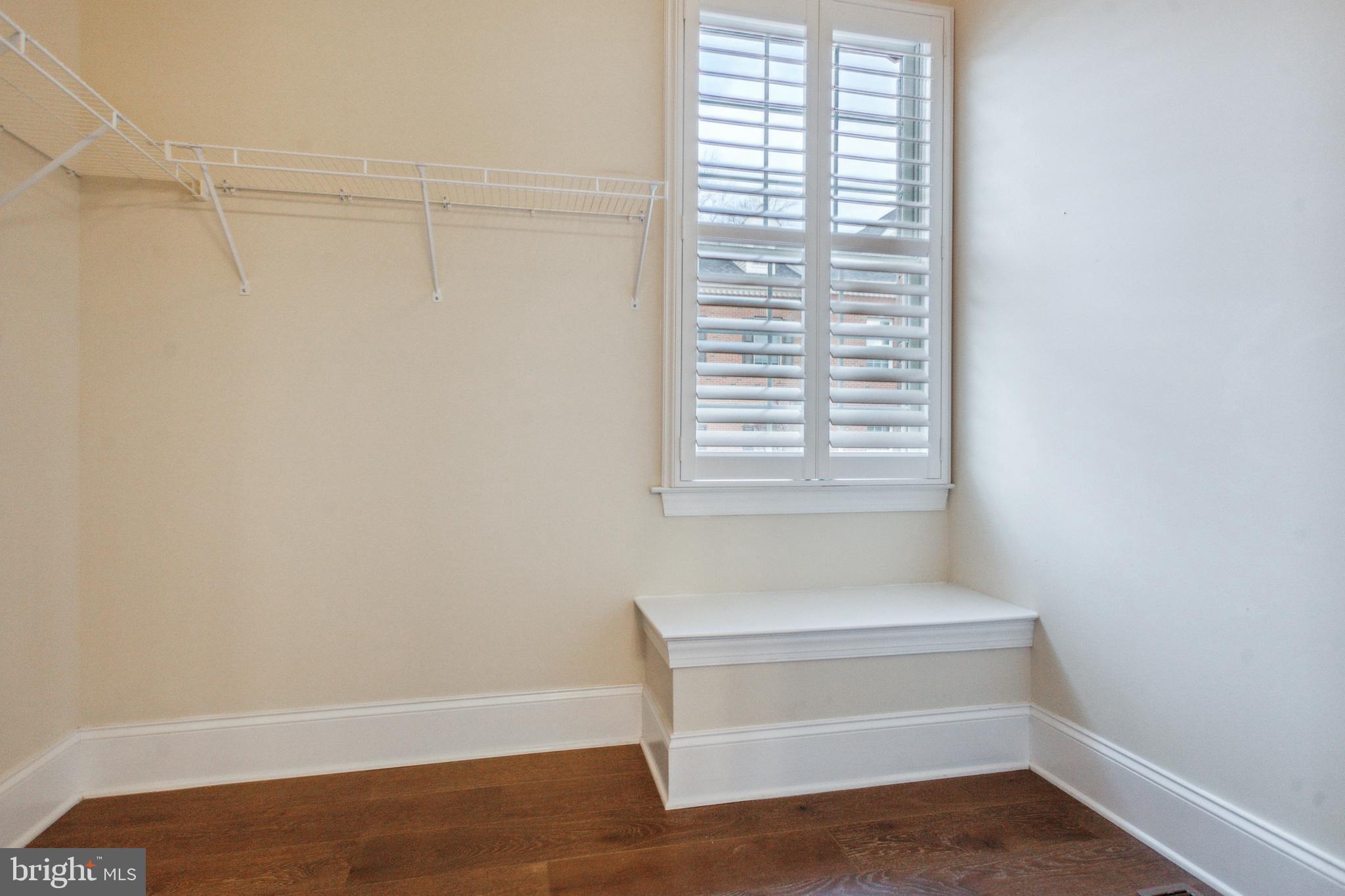 YARDLEY WALK - Residential