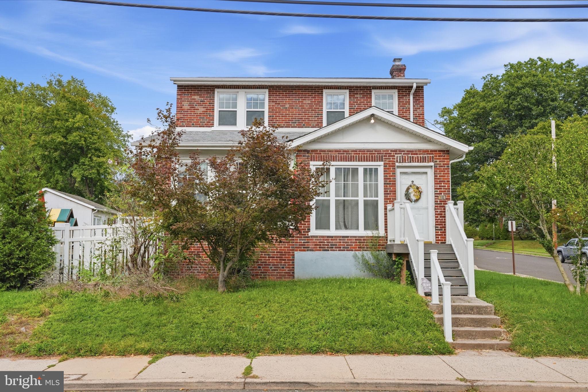 411 E WALNUT STREET