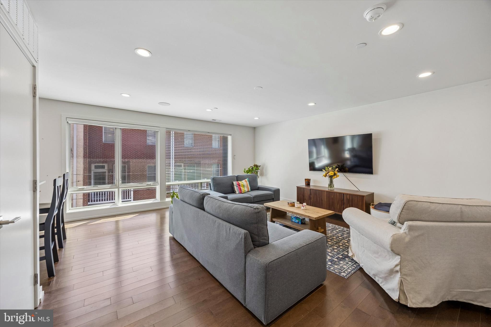 728 S SARTAIN STREET 3