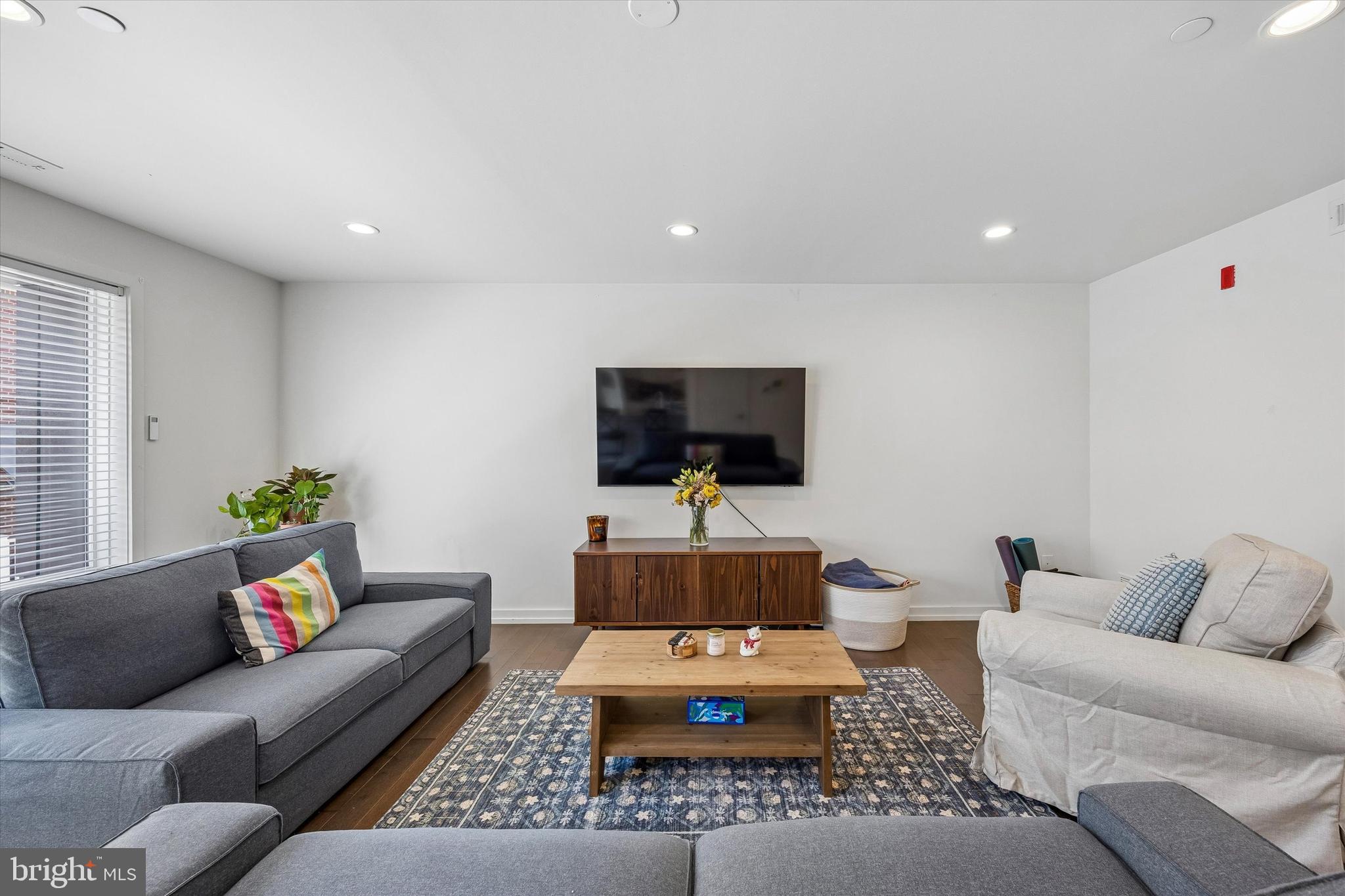 BELLA VISTA - Residential