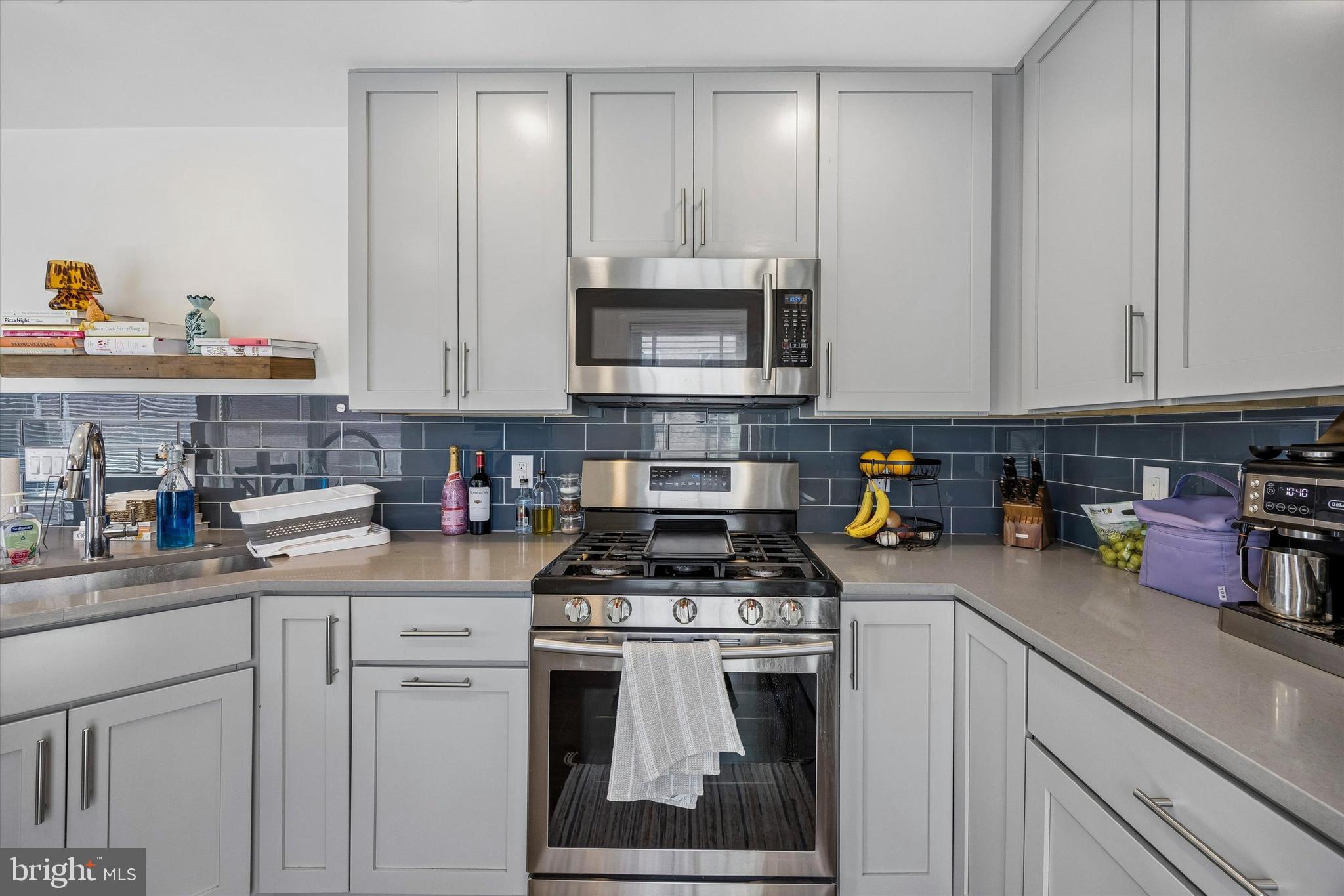 BELLA VISTA - Residential