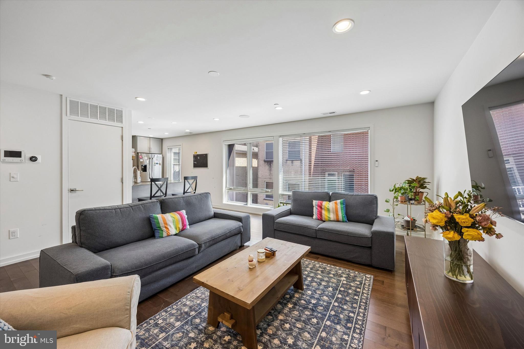 BELLA VISTA - Residential